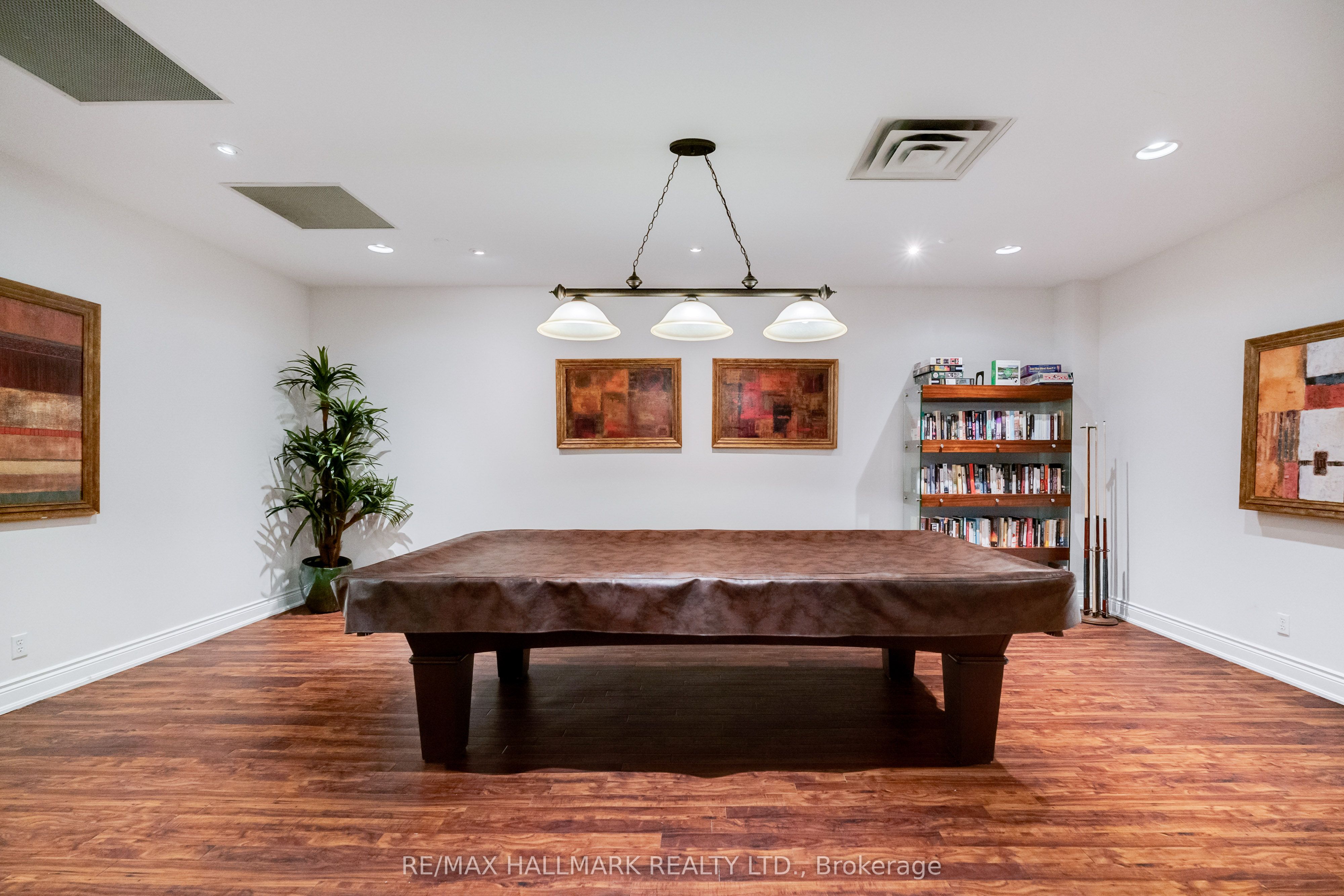#706 - 980 Yonge Street Property Photo 21