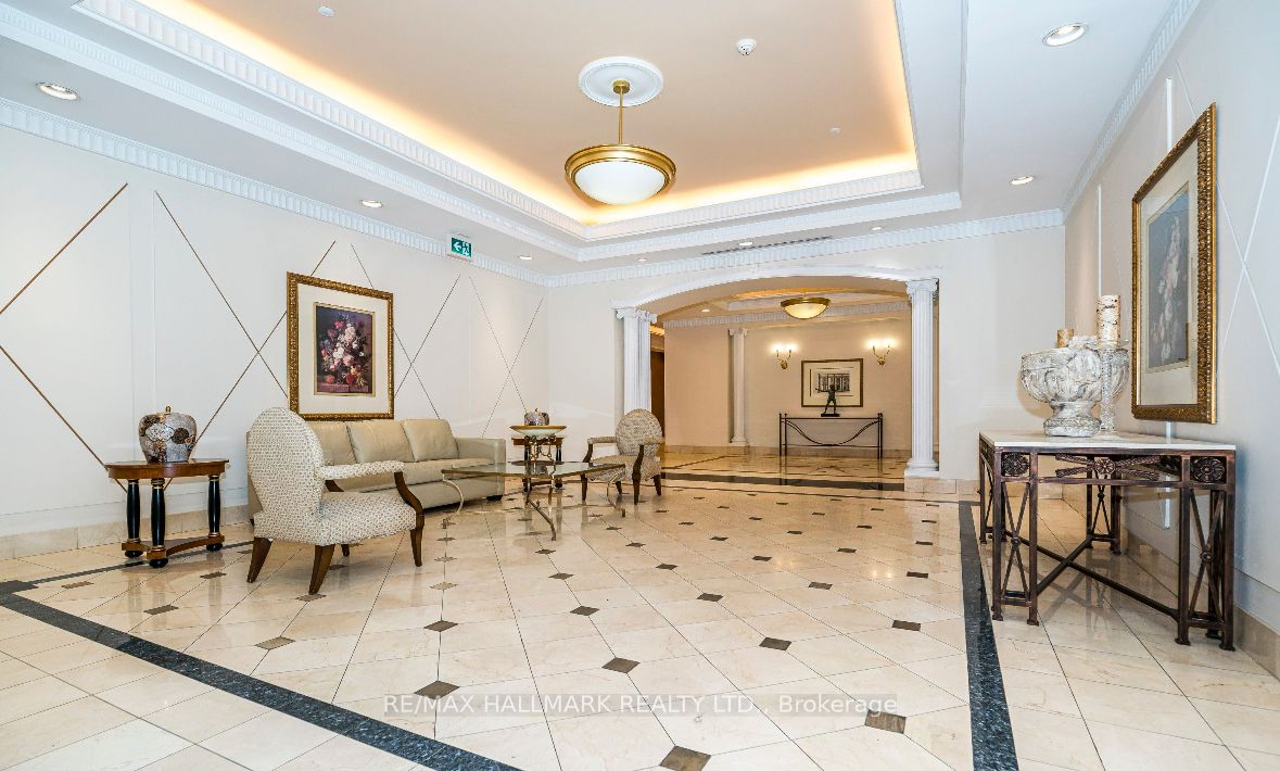 #706 - 980 Yonge Street Property Photo 35