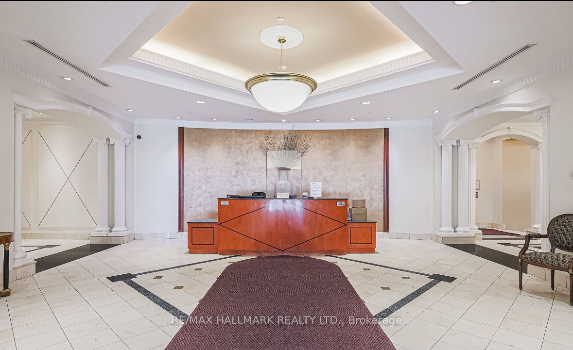 #706 - 980 Yonge Street Property Photo 36