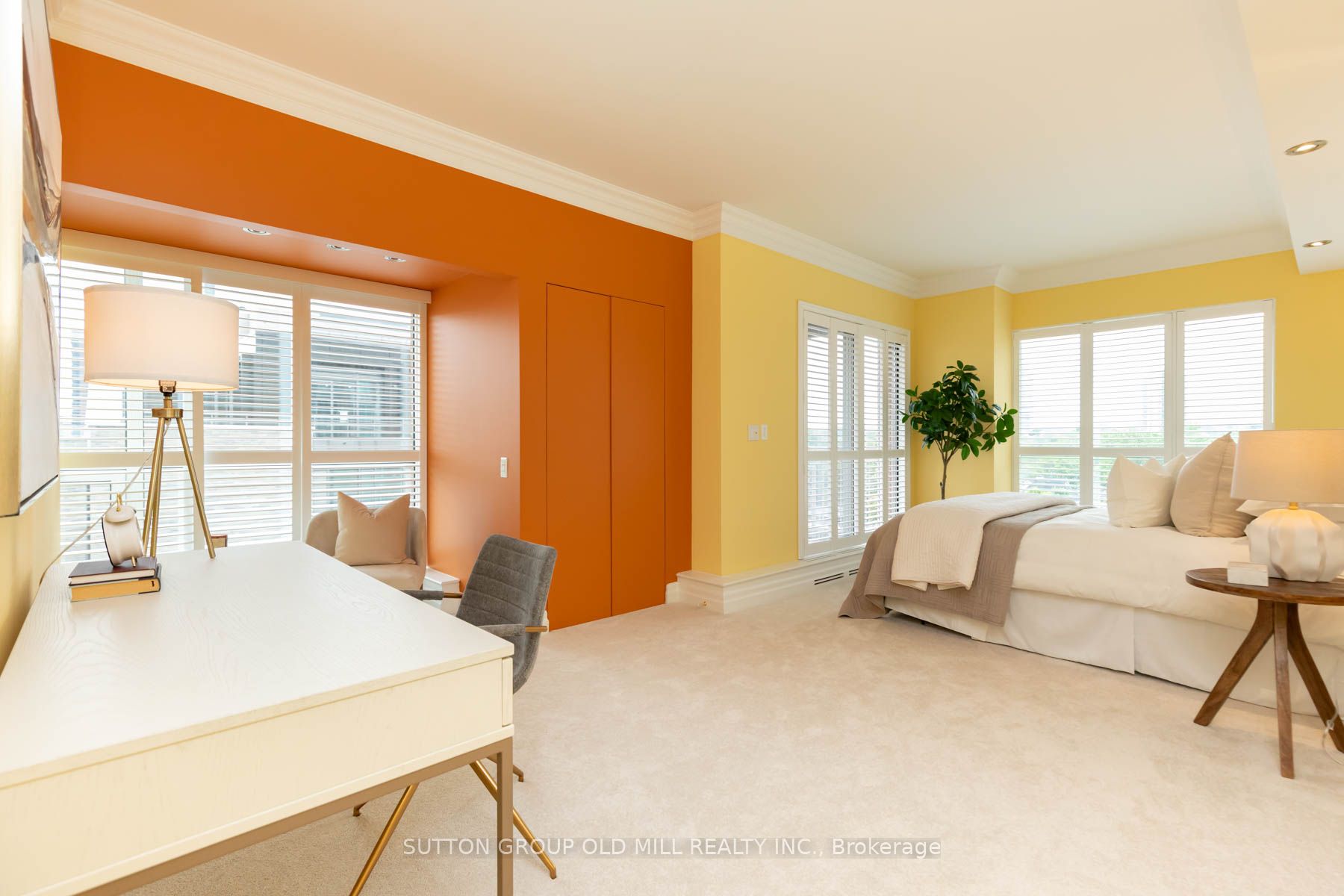 #700 - 38 Avenue Road Property Photo 25