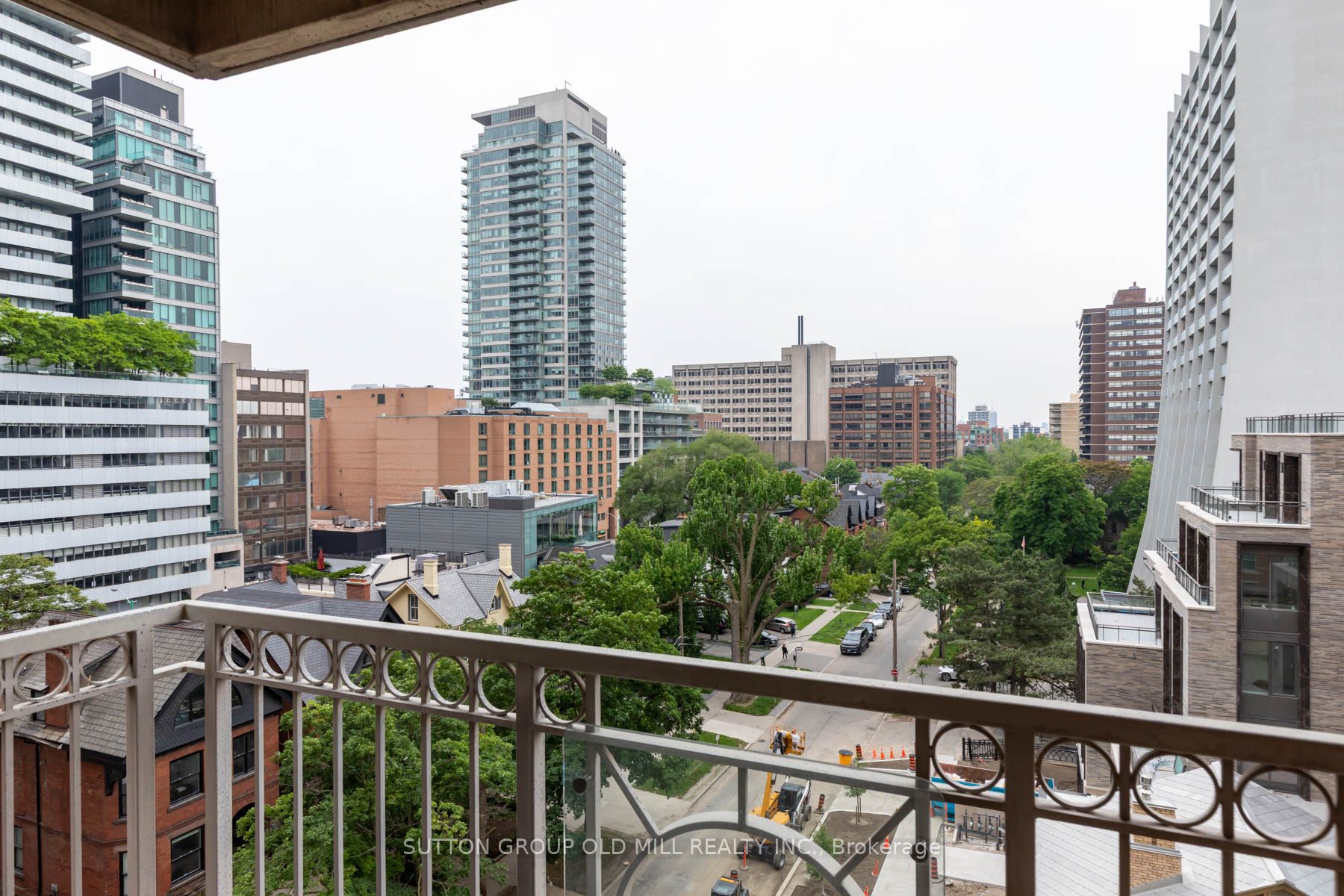 #700 - 38 Avenue Road Property Photo 30