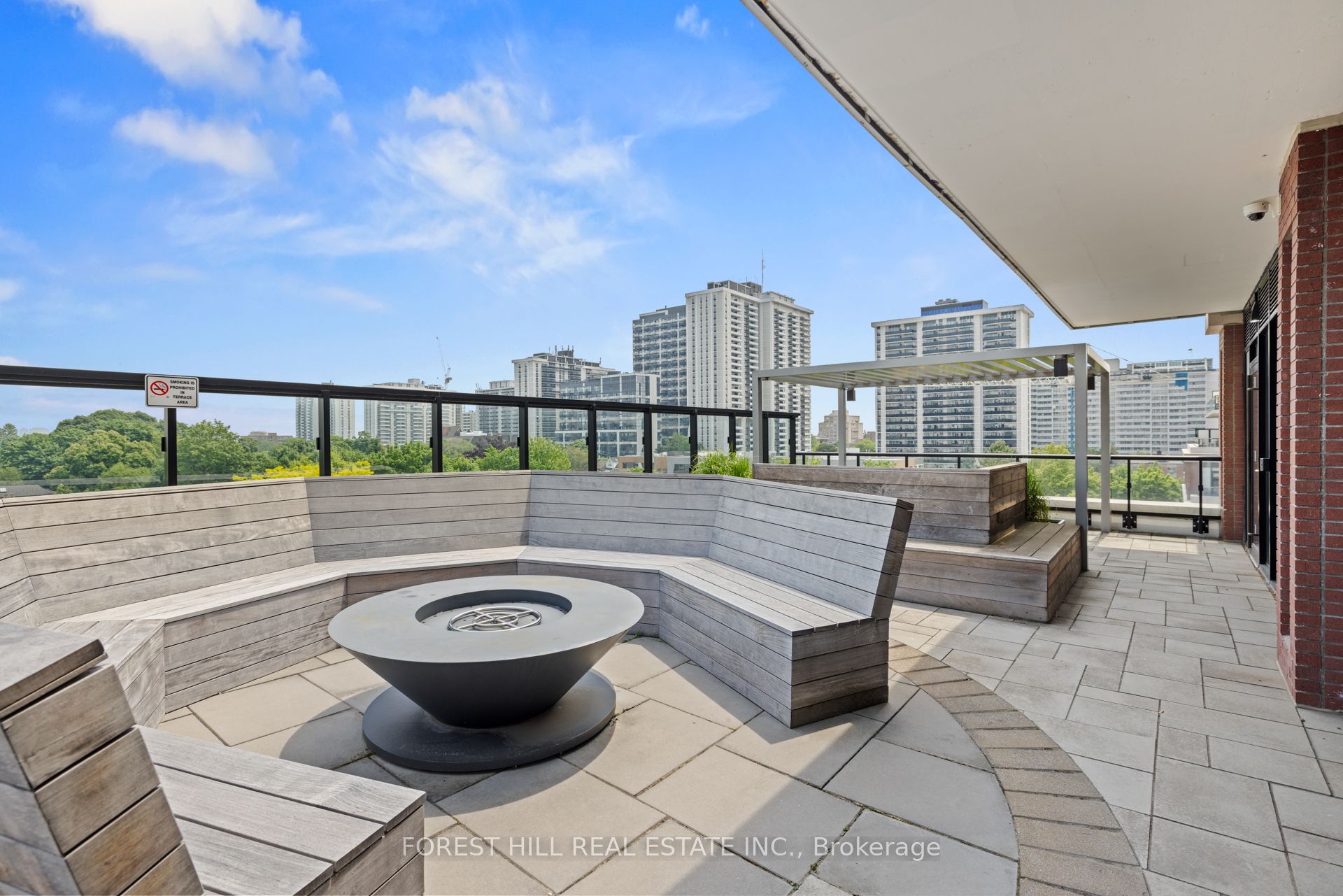 #218 - 1 Belsize Drive Property Photo 26