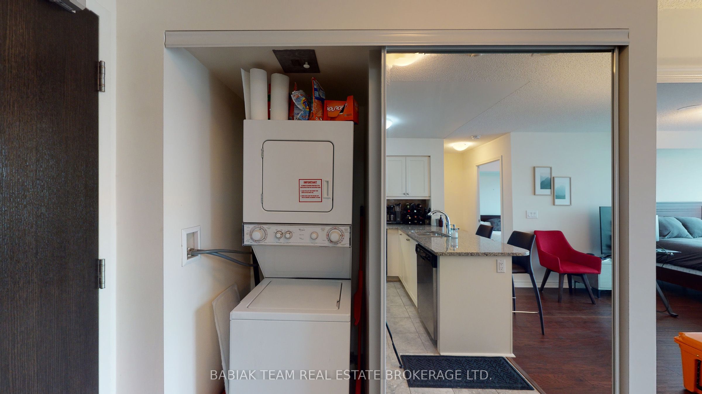 #1015 - 25 Lower Simcoe Street Property Photo 12