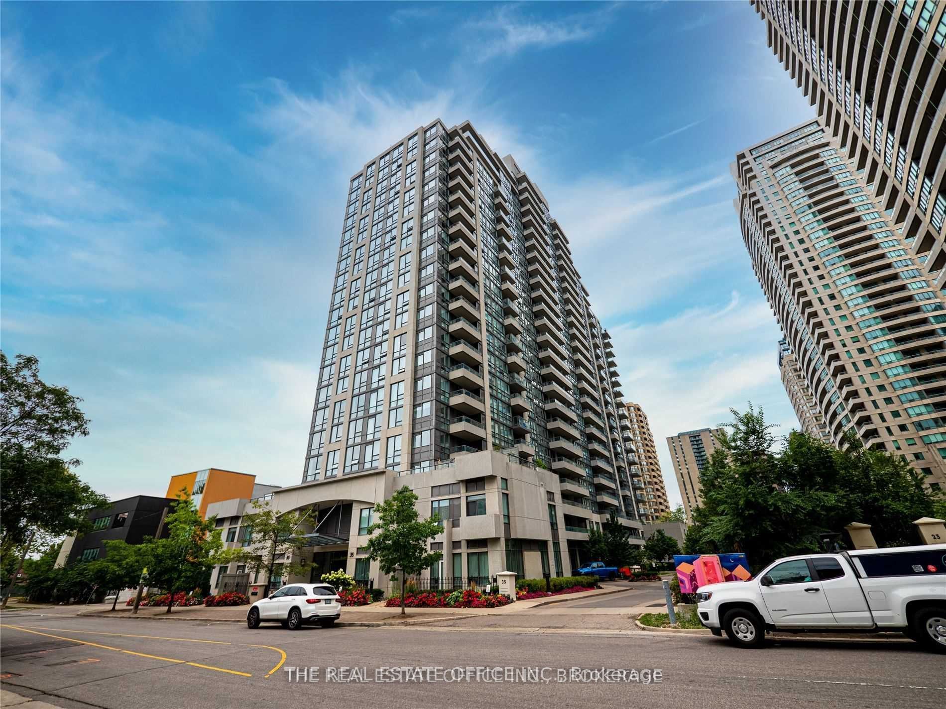 35 Hollywood Avenue 1221 Property Photo 1