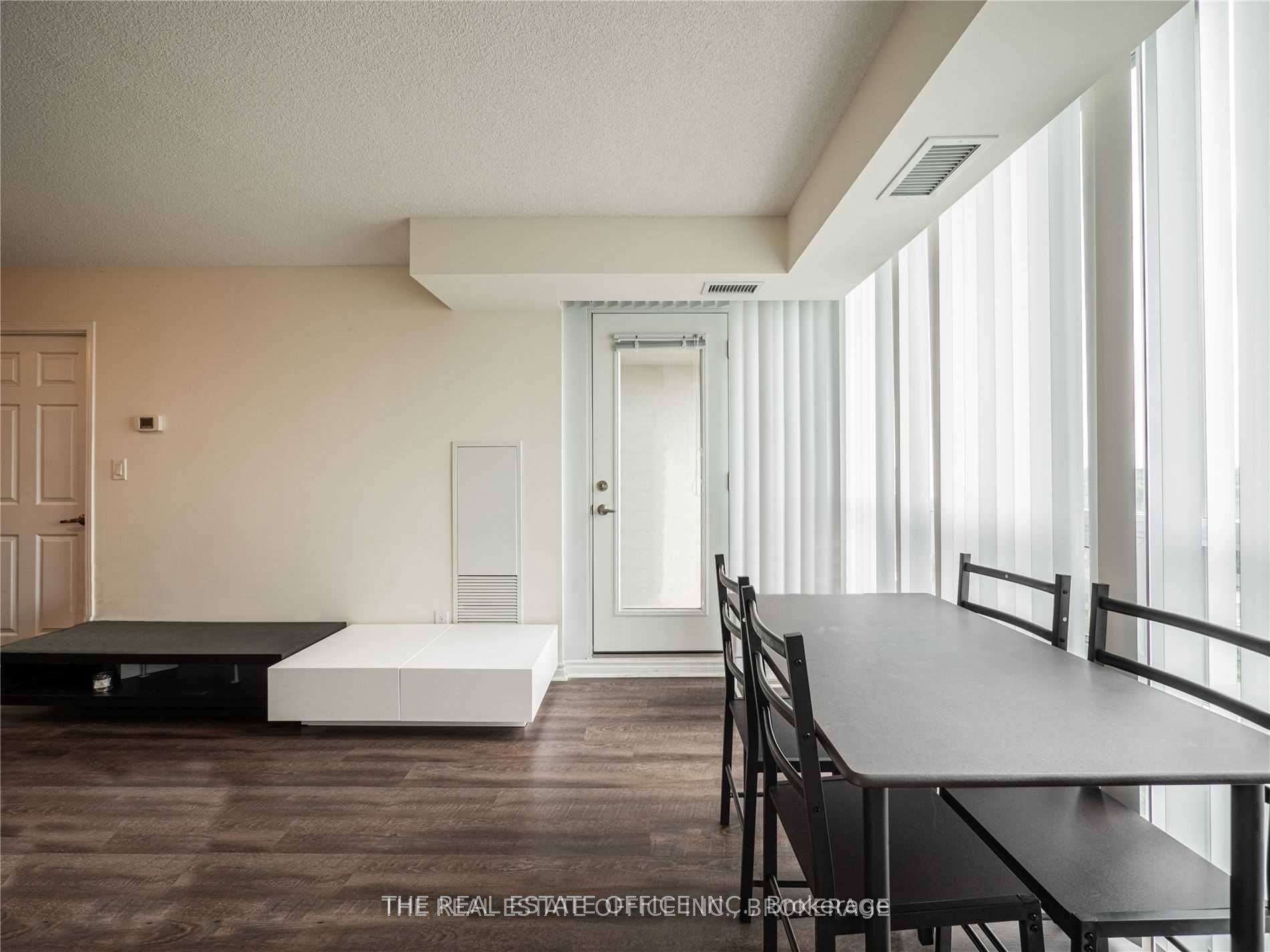 35 Hollywood Avenue 1221 Property Photo 22