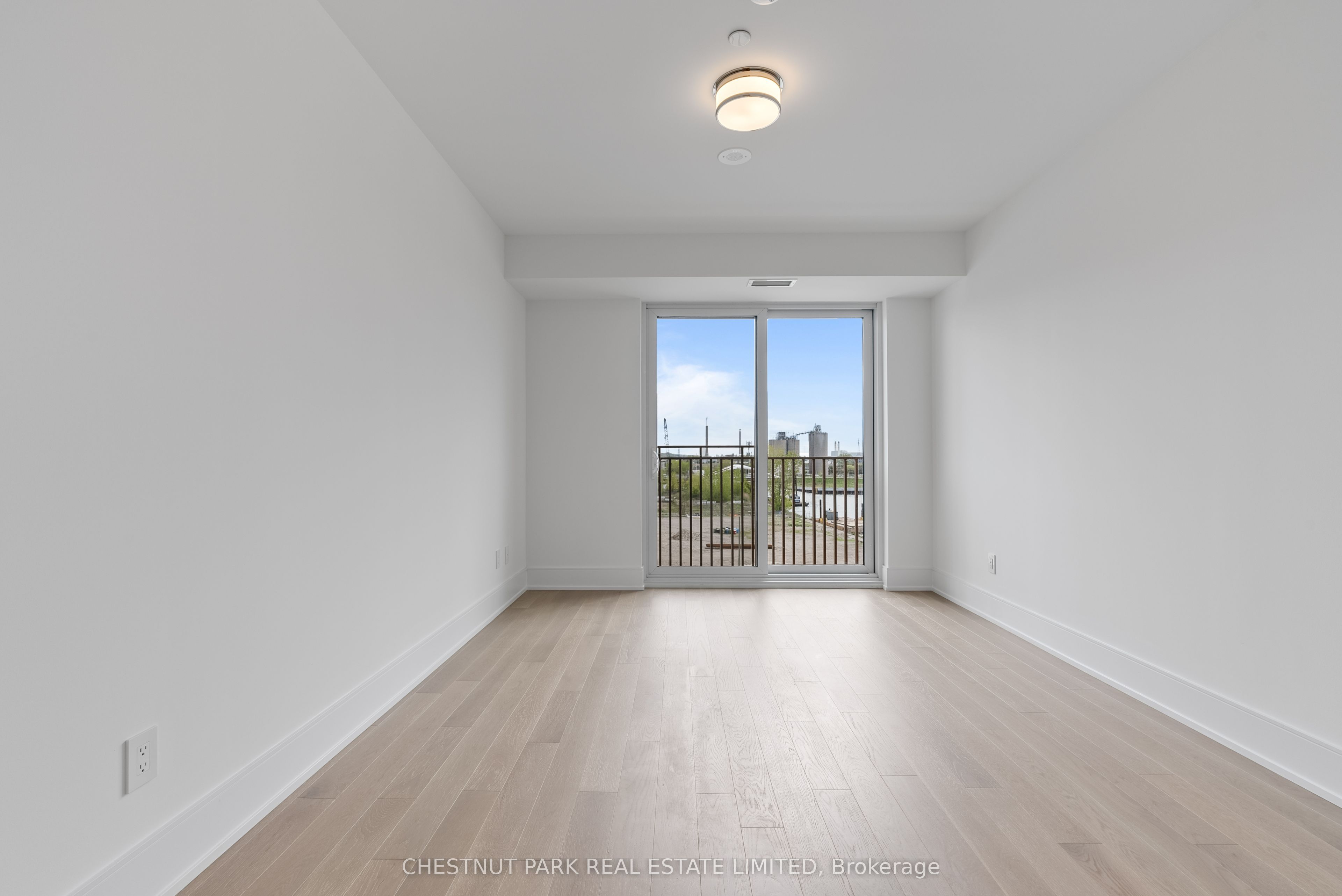#609 - 155 Merchants Wharf Property Photo 15