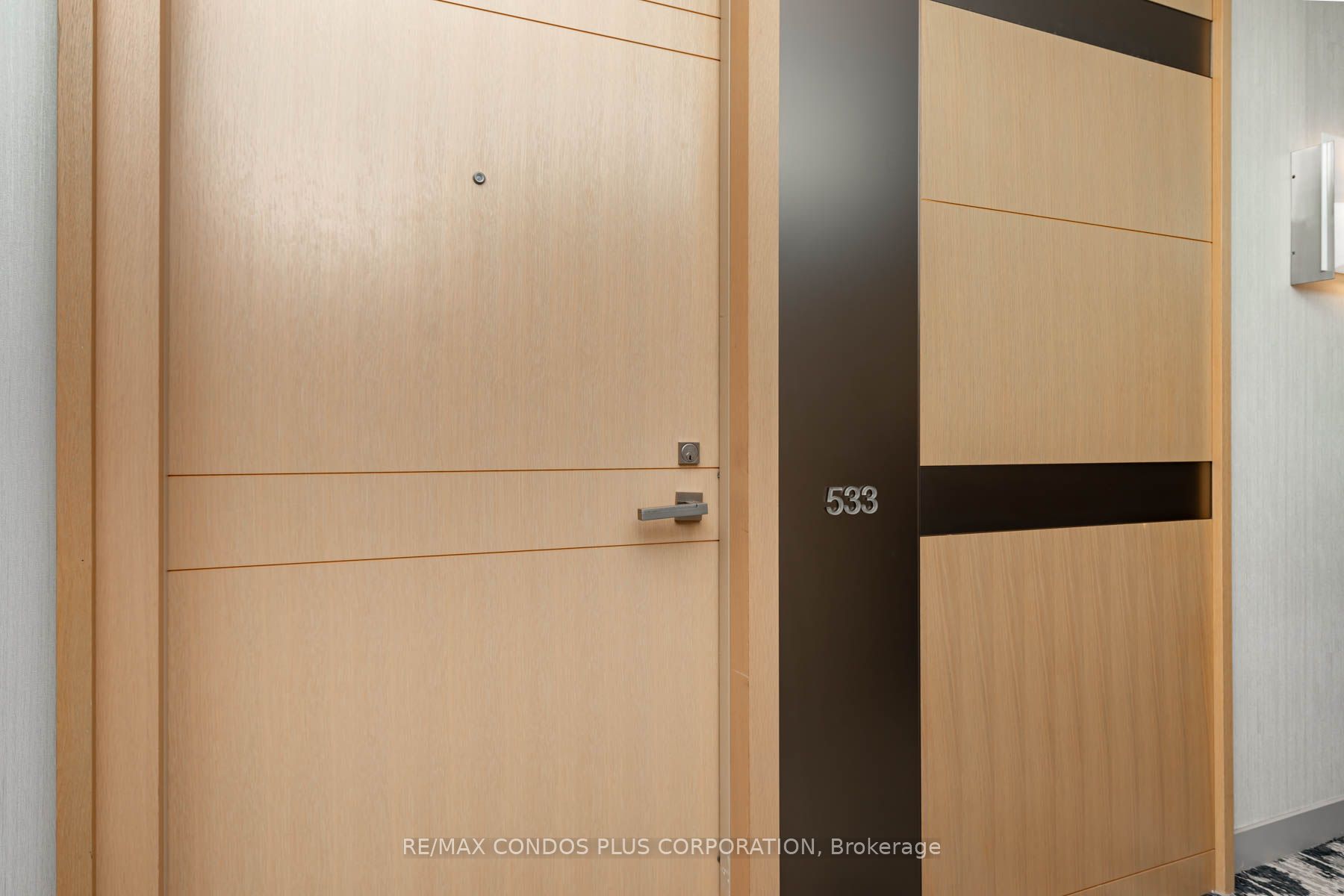 39 Queens Quay E 533 Property Photo 1