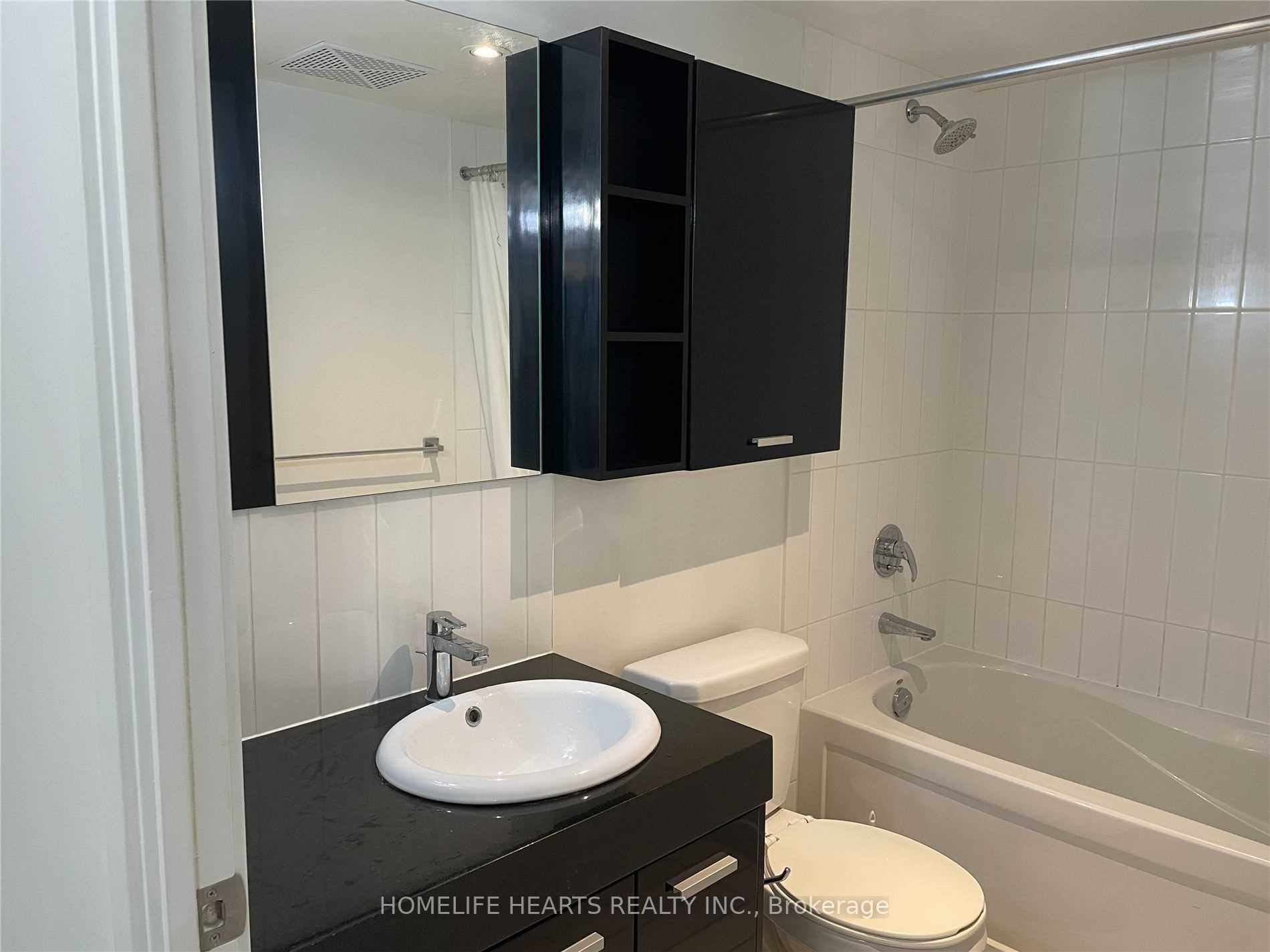 15 Singer Court 503 Property Photo 10
