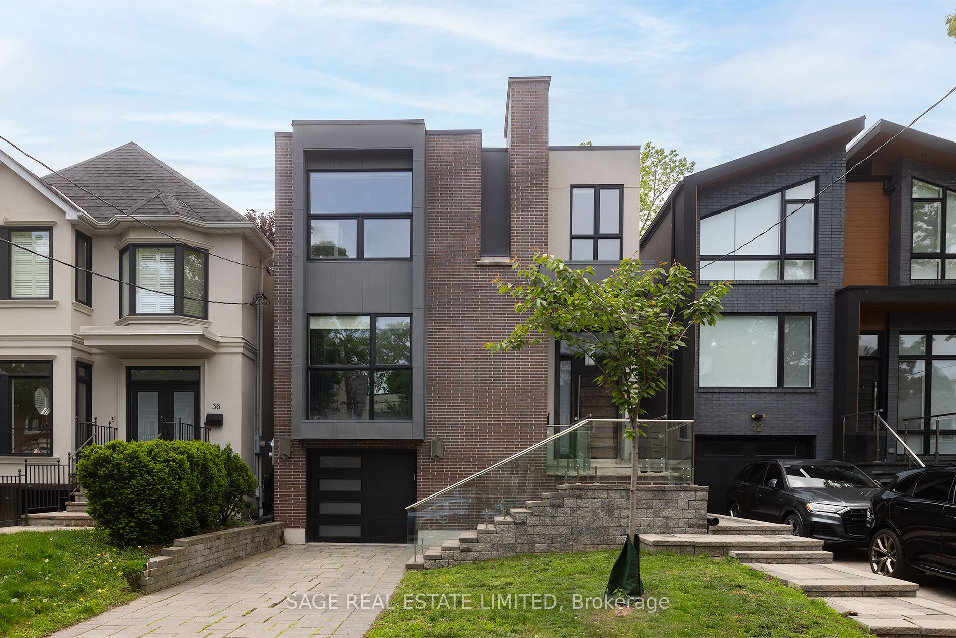 40 Hoyle Avenue Property Photo 1