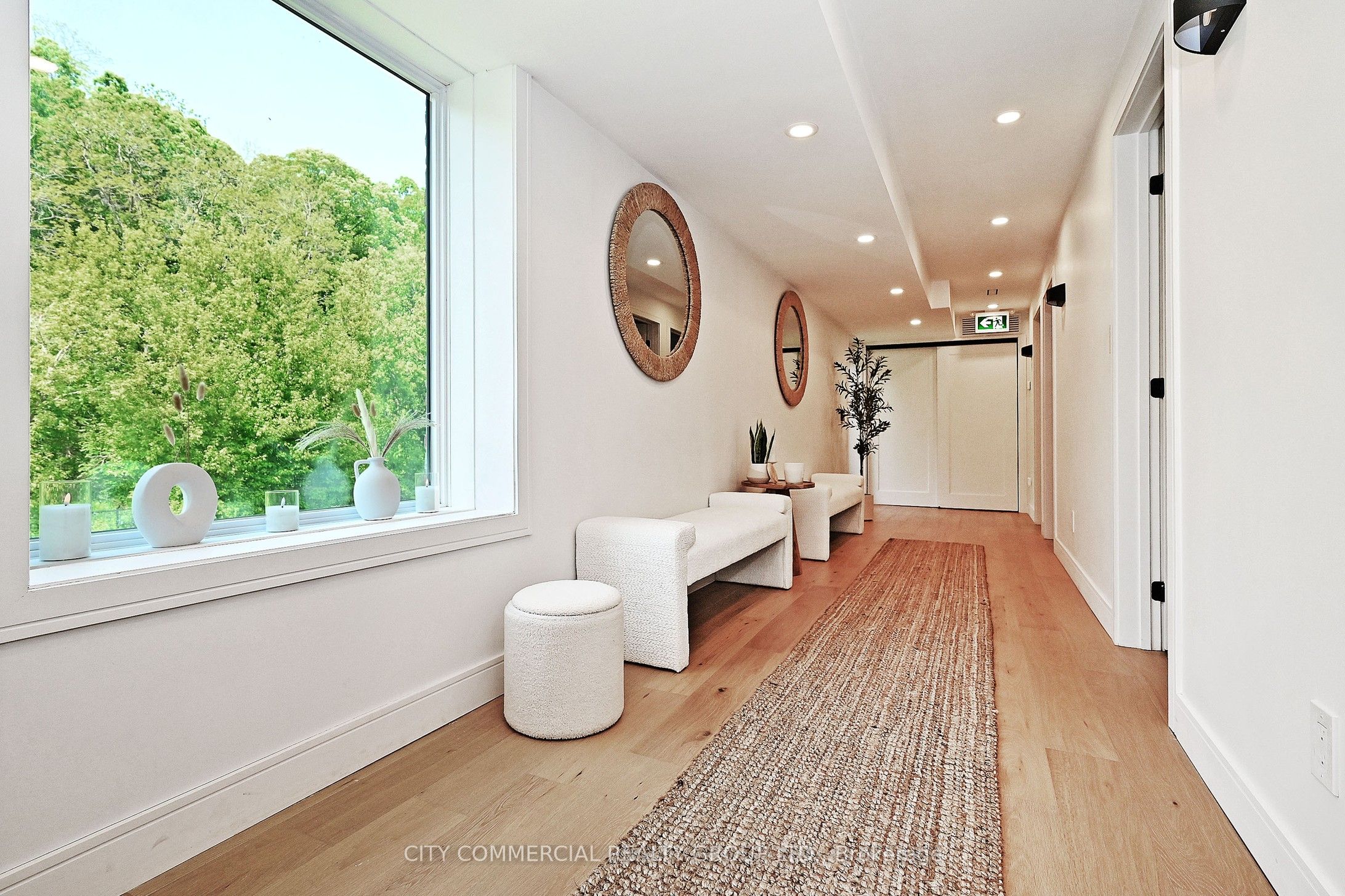 396 Summerhill Avenue N Property Photo 12