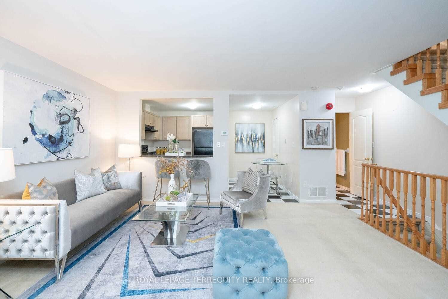 108 Finch Avenue W B19 Property Photo 4