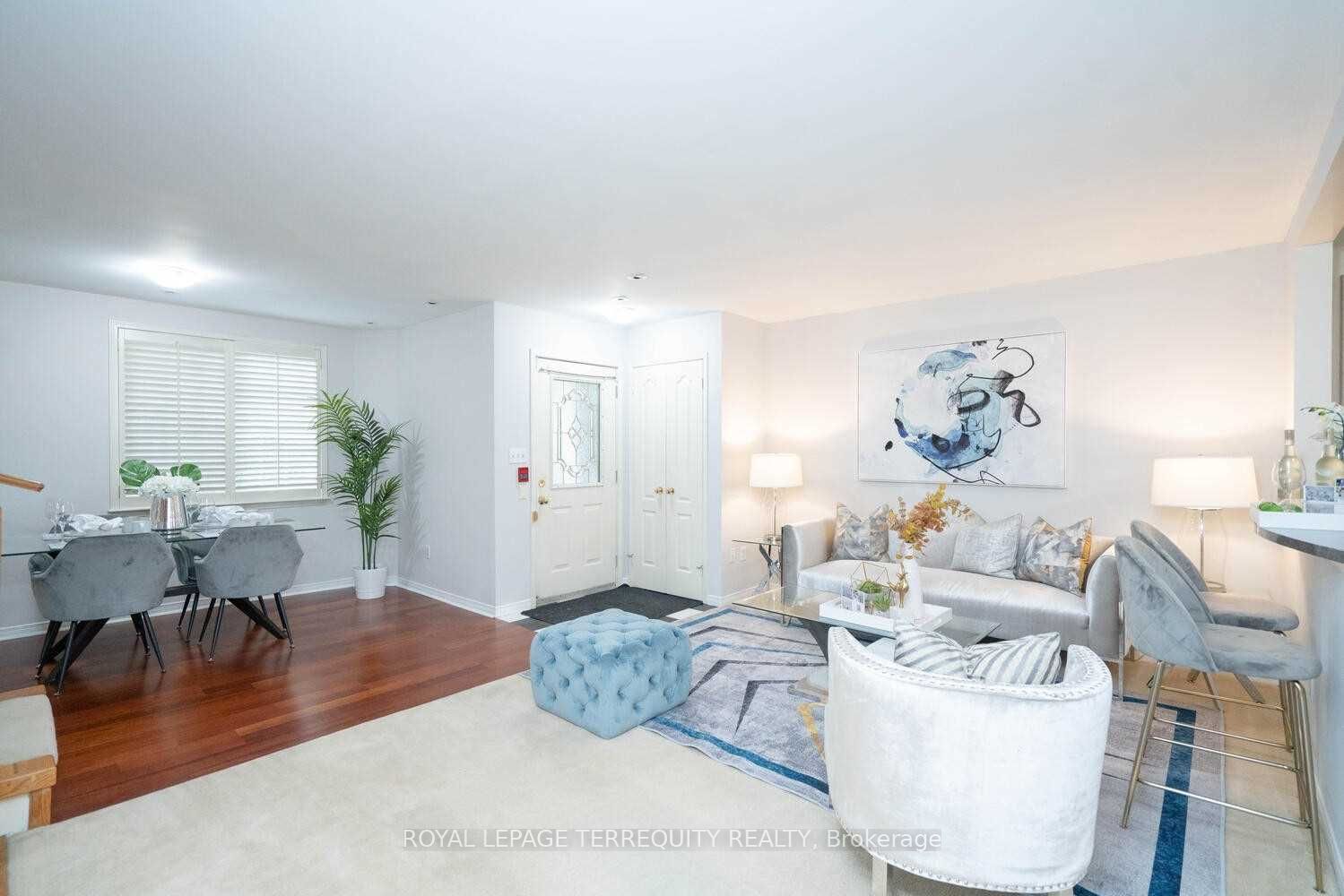 108 Finch Avenue W B19 Property Photo 7