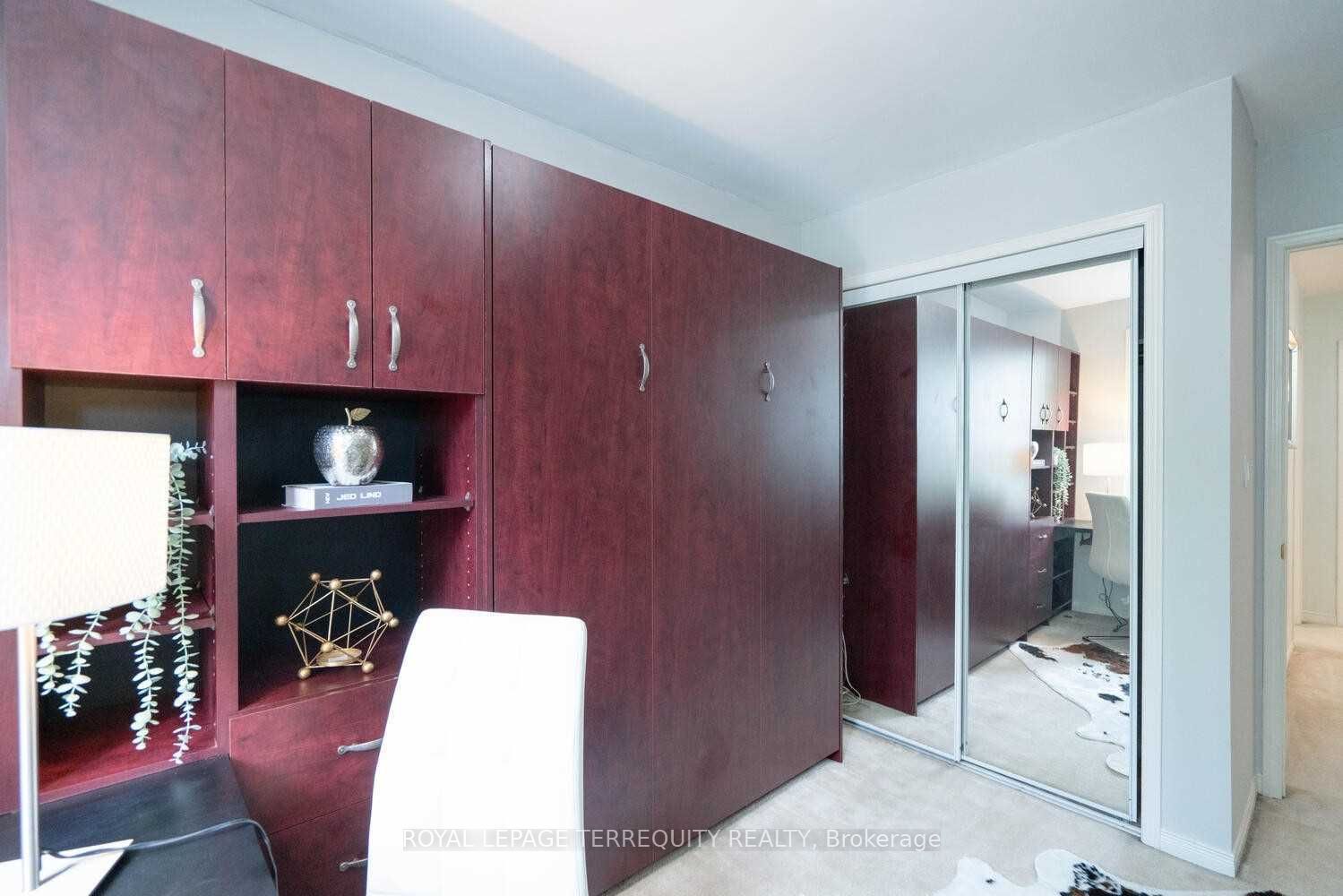 108 Finch Avenue W B19 Property Photo 18