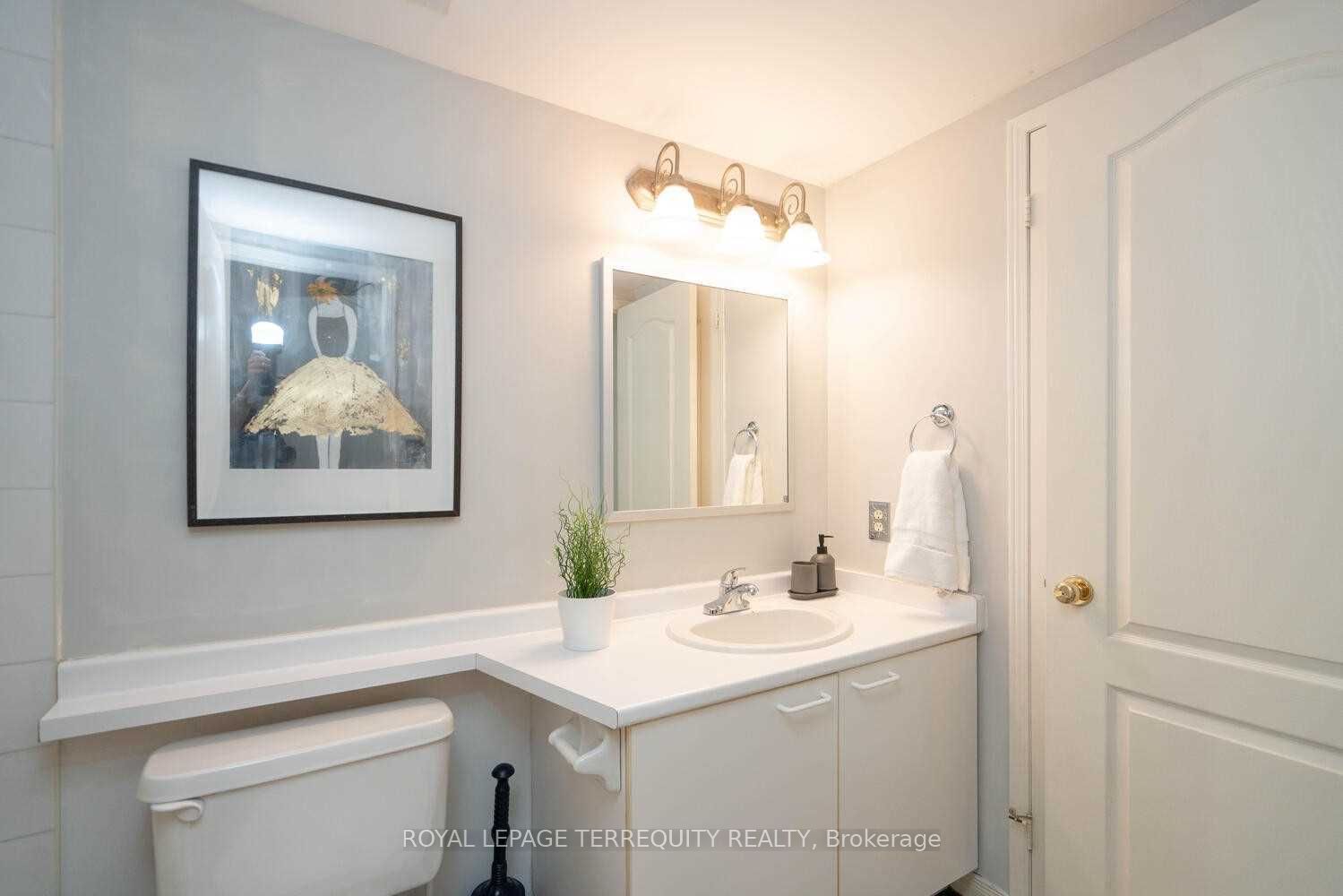 108 Finch Avenue W B19 Property Photo 21