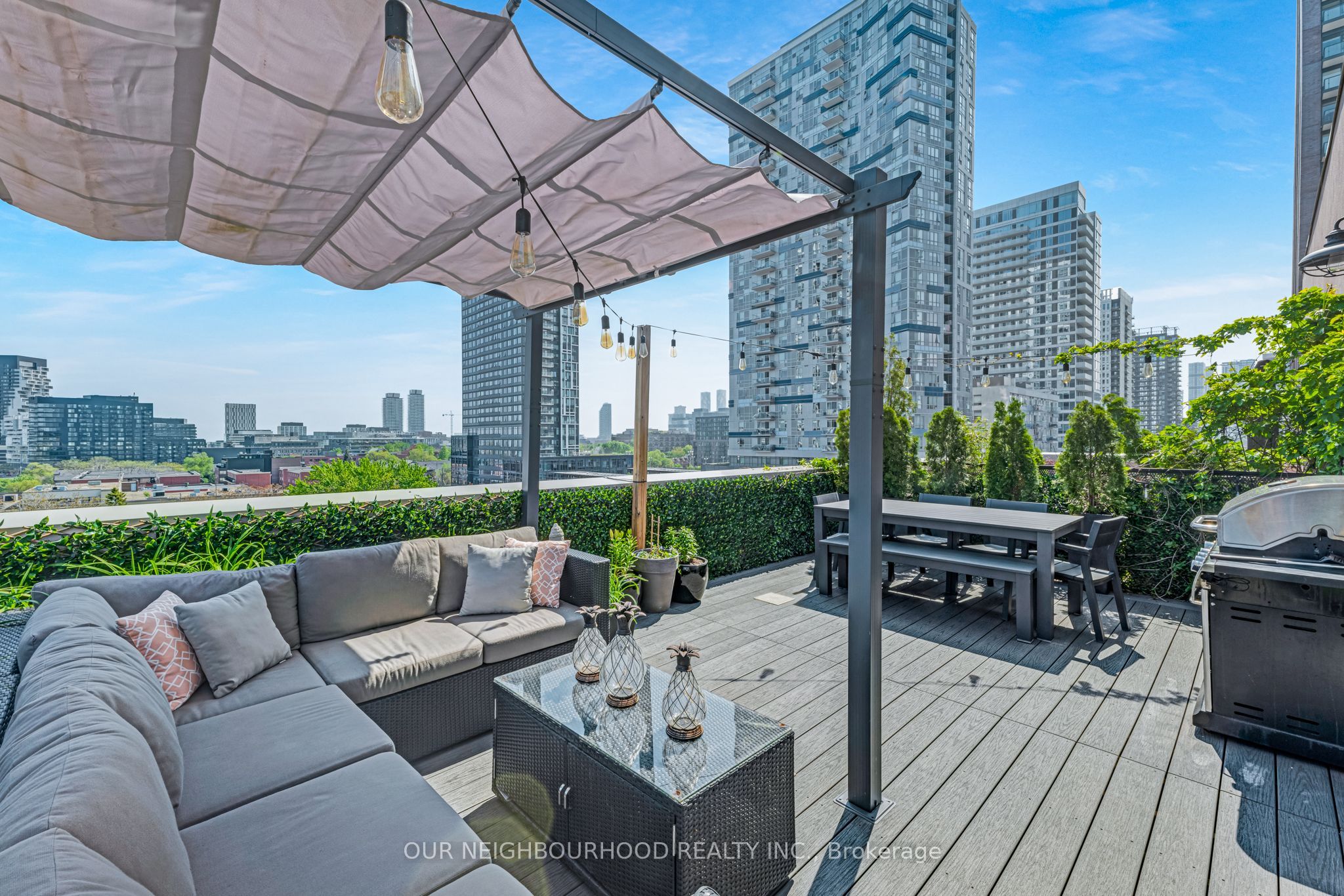 736 Dundas Street E PH2 Property Photo 1