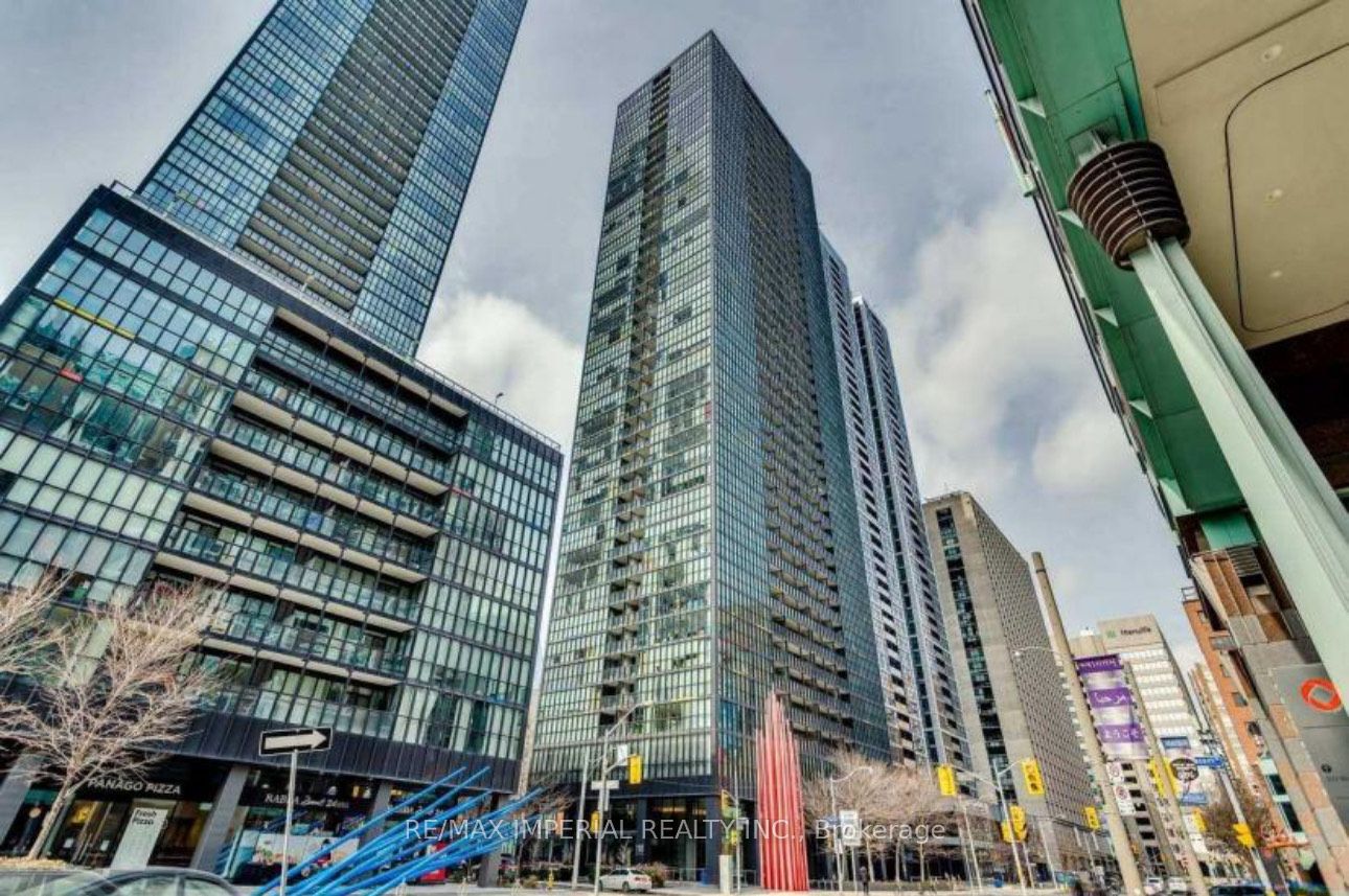 #3308 - 110 Charles Street Property Photo 1