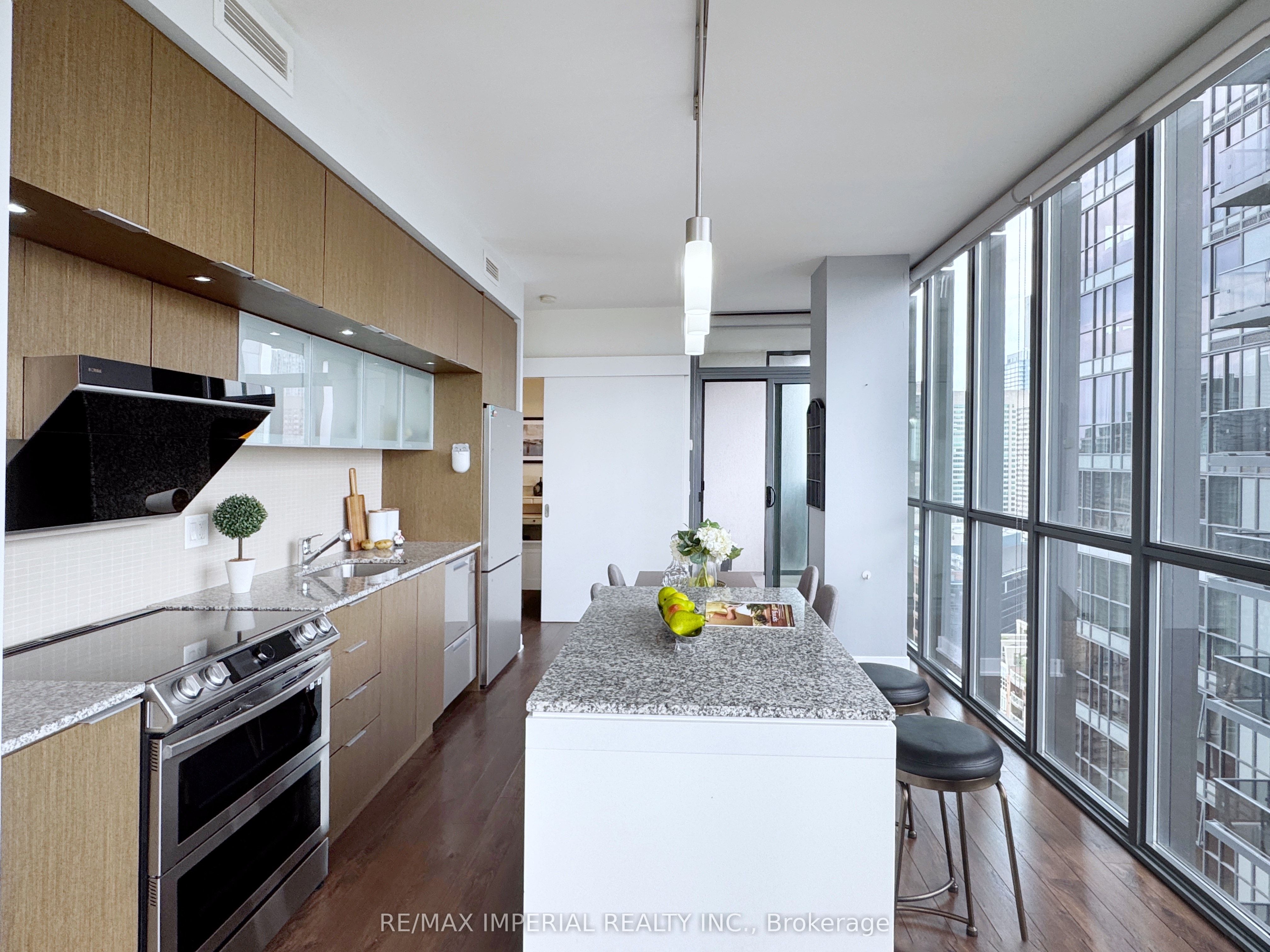 #3308 - 110 Charles Street Property Photo 14