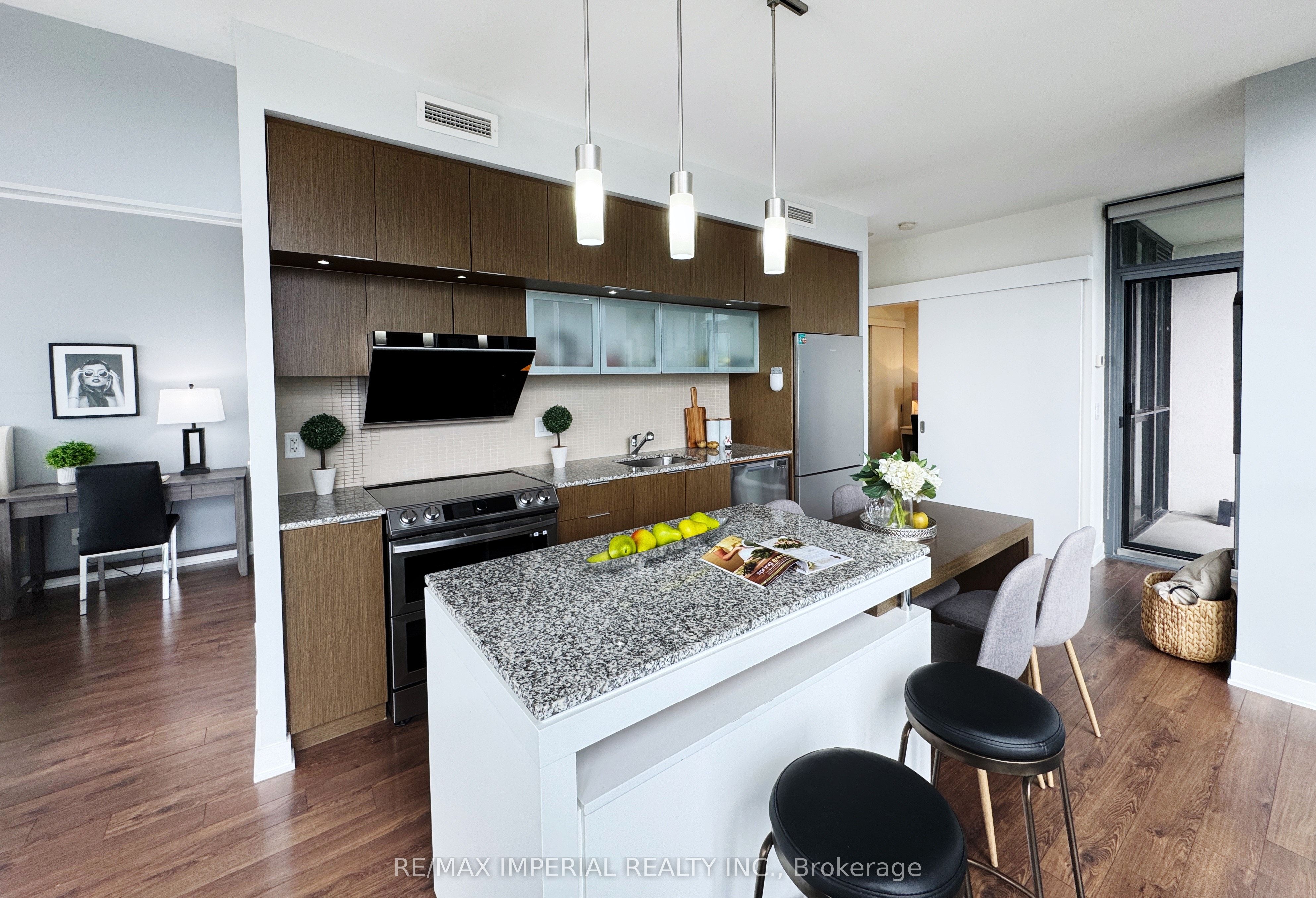 #3308 - 110 Charles Street Property Photo 15