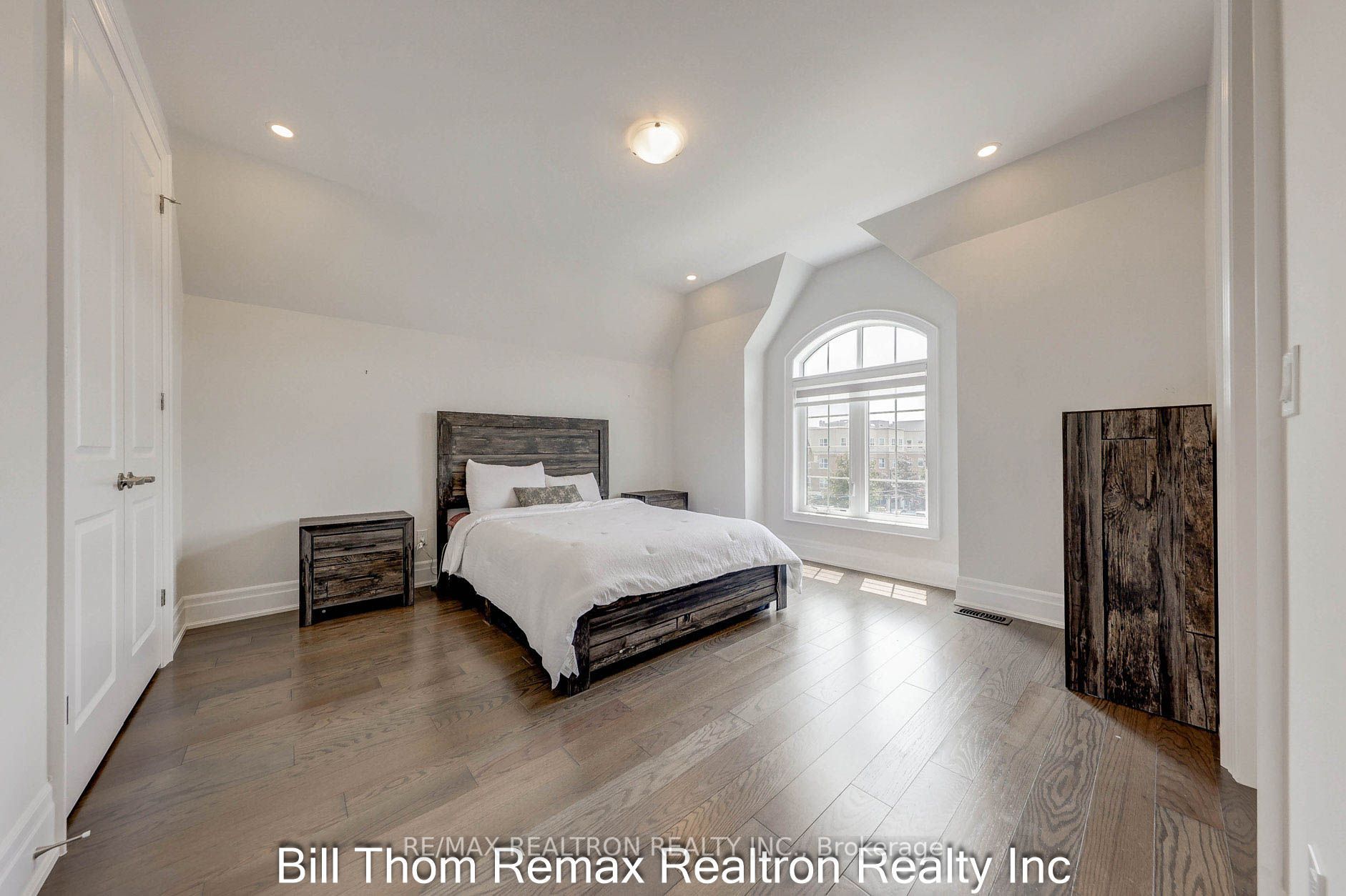 C12214805 Property Photo 6