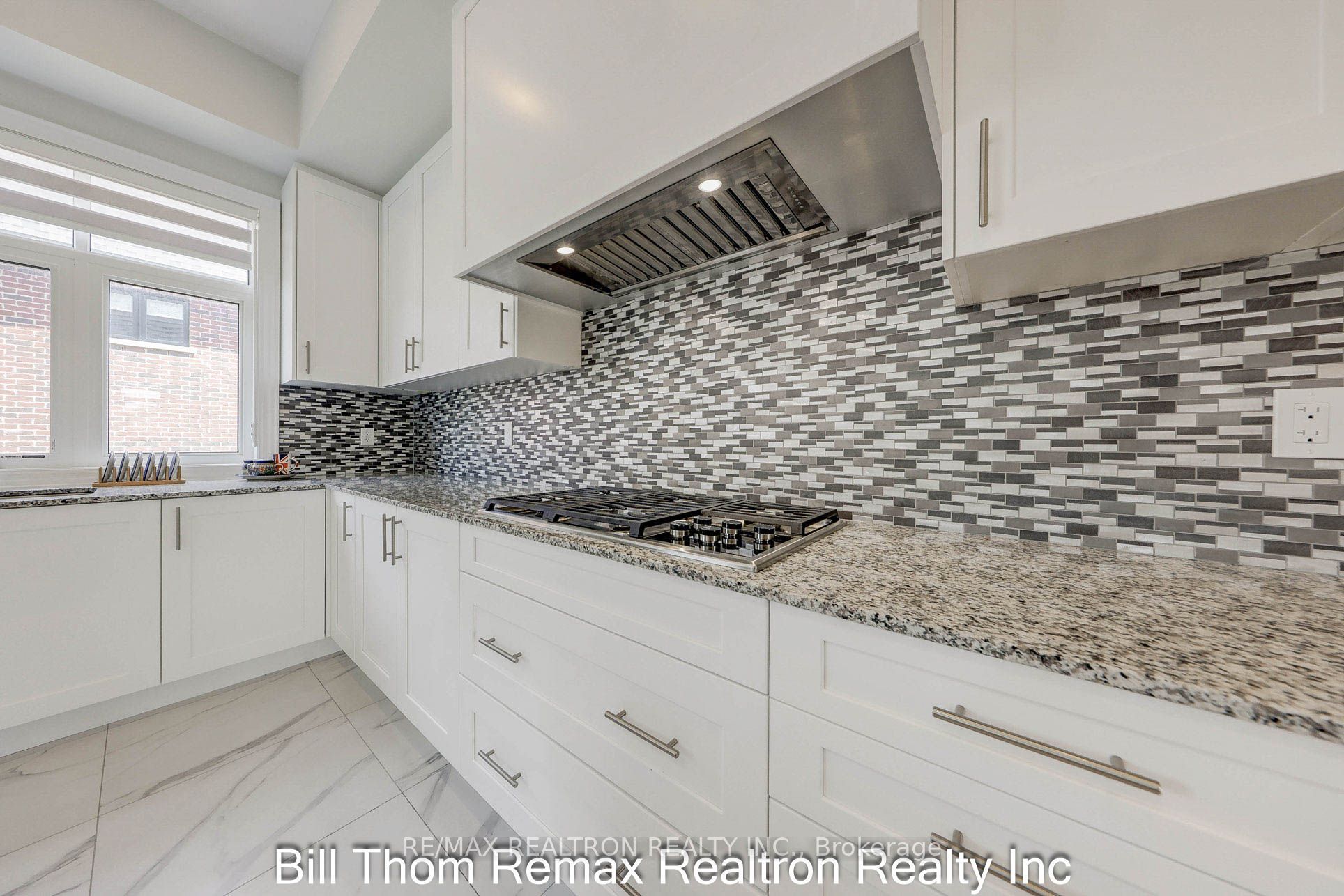 C12214805 Property Photo 17