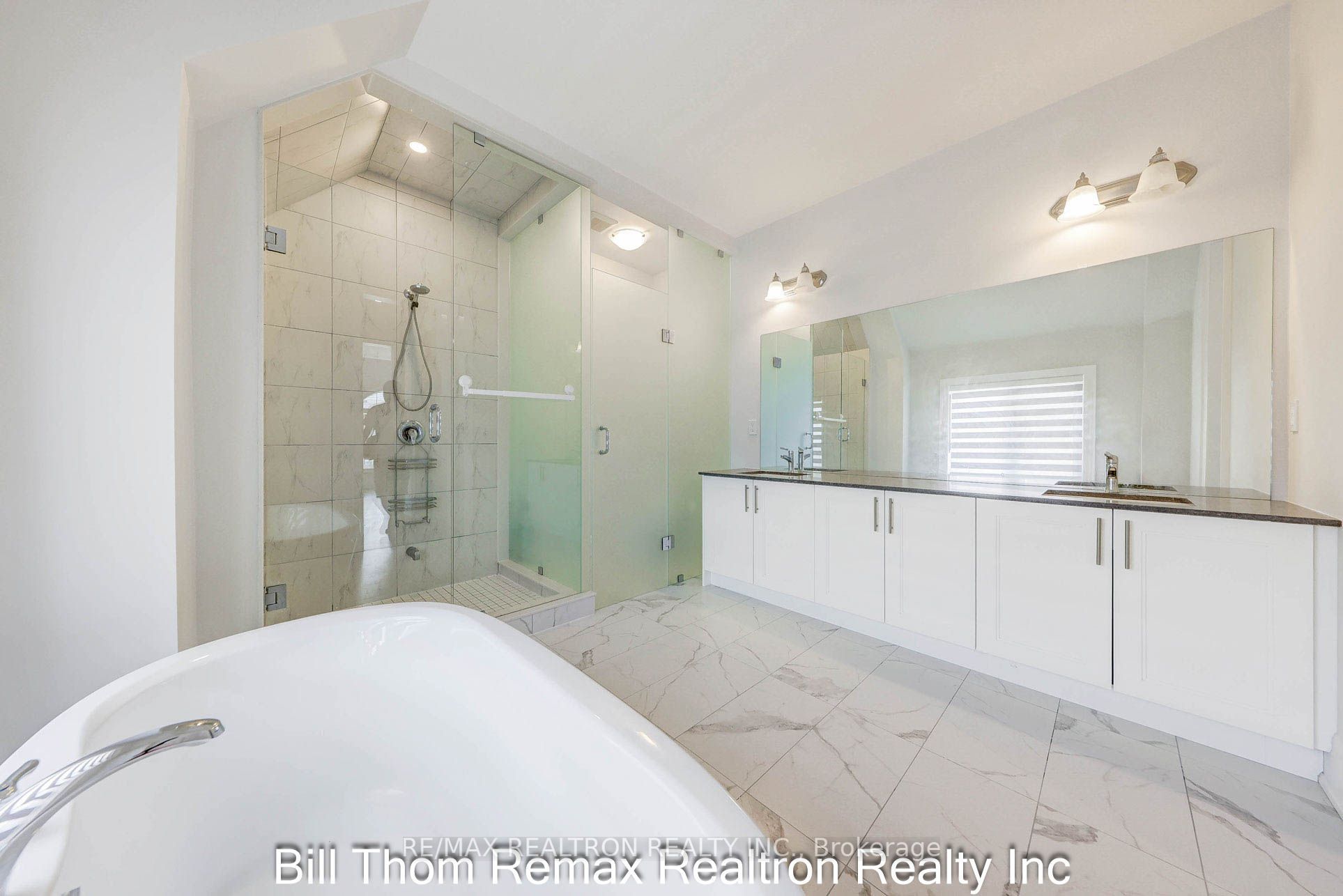 C12214805 Property Photo 29