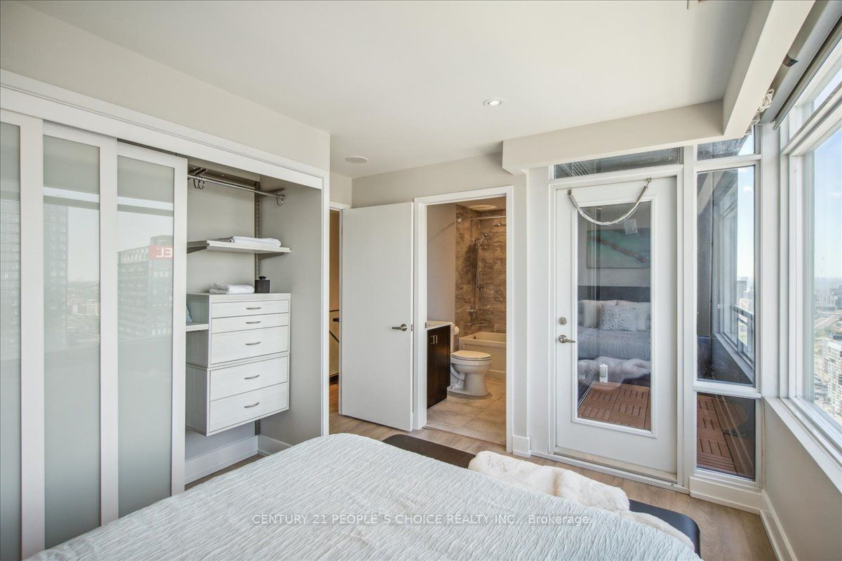 25 Telegram Mews Ph5201 Property Photo 12