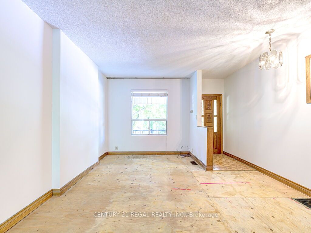 46 Marchmount Road Property Photo 8