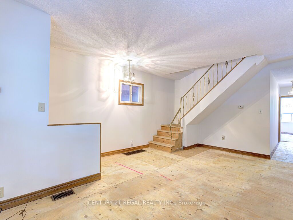 46 Marchmount Road Property Photo 10