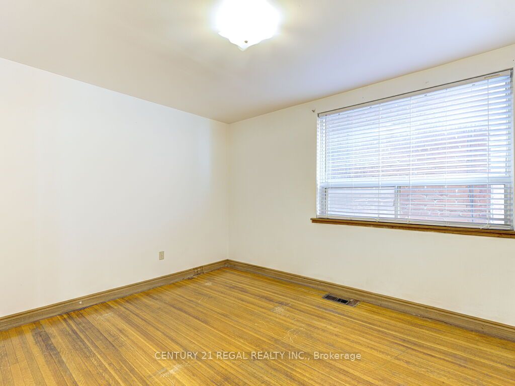 46 Marchmount Road Property Photo 16