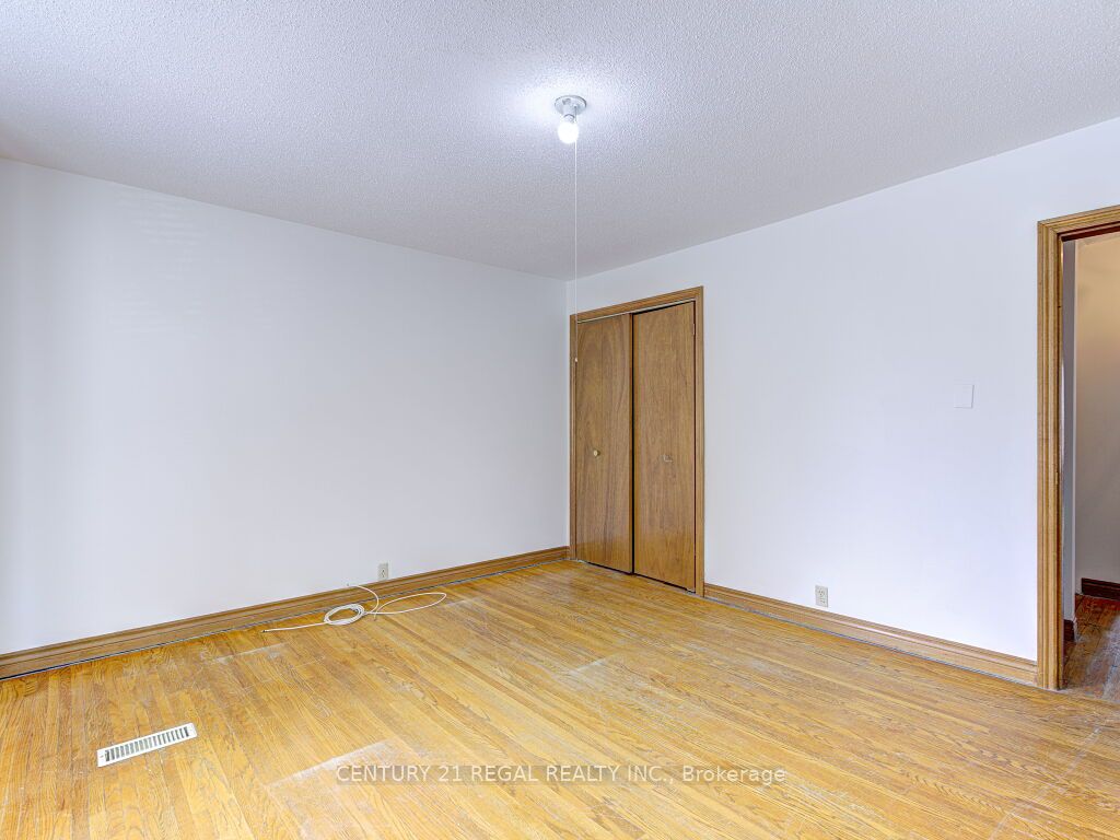 46 Marchmount Road Property Photo 25