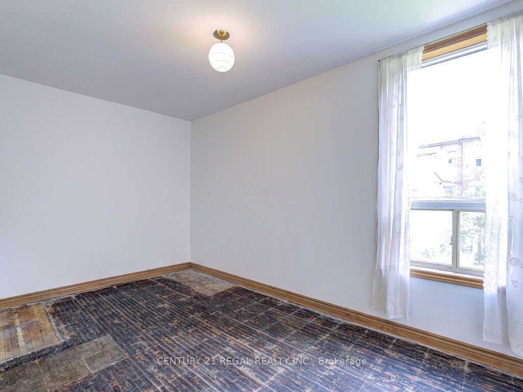 46 Marchmount Road Property Photo 27