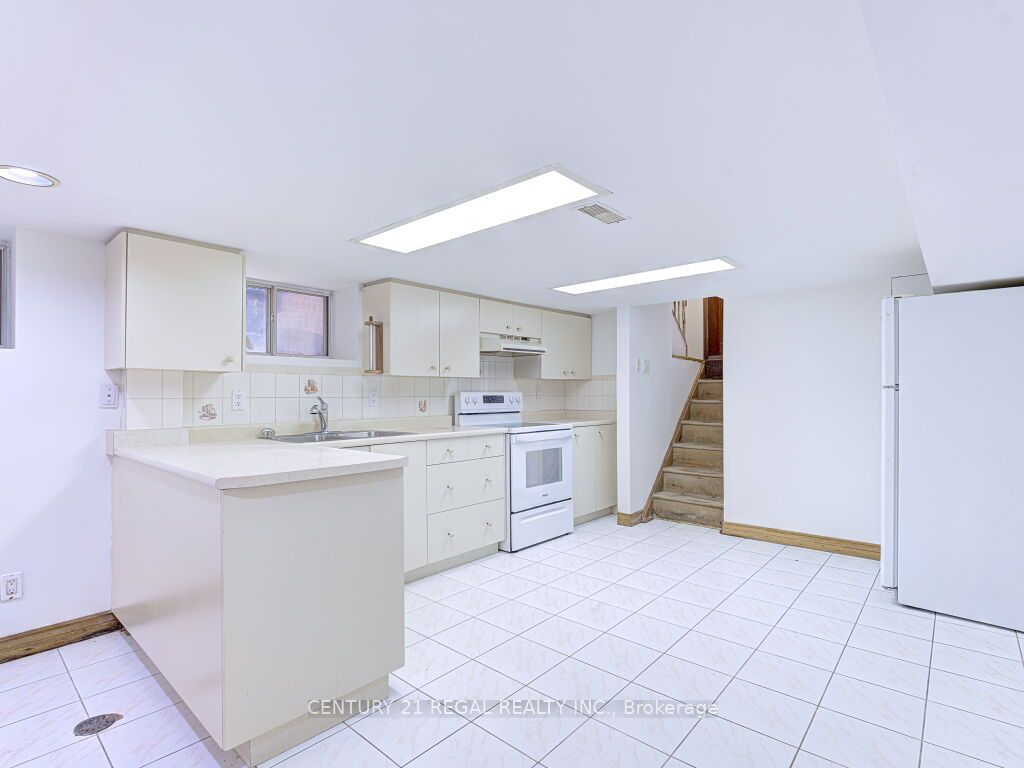 46 Marchmount Road Property Photo 33