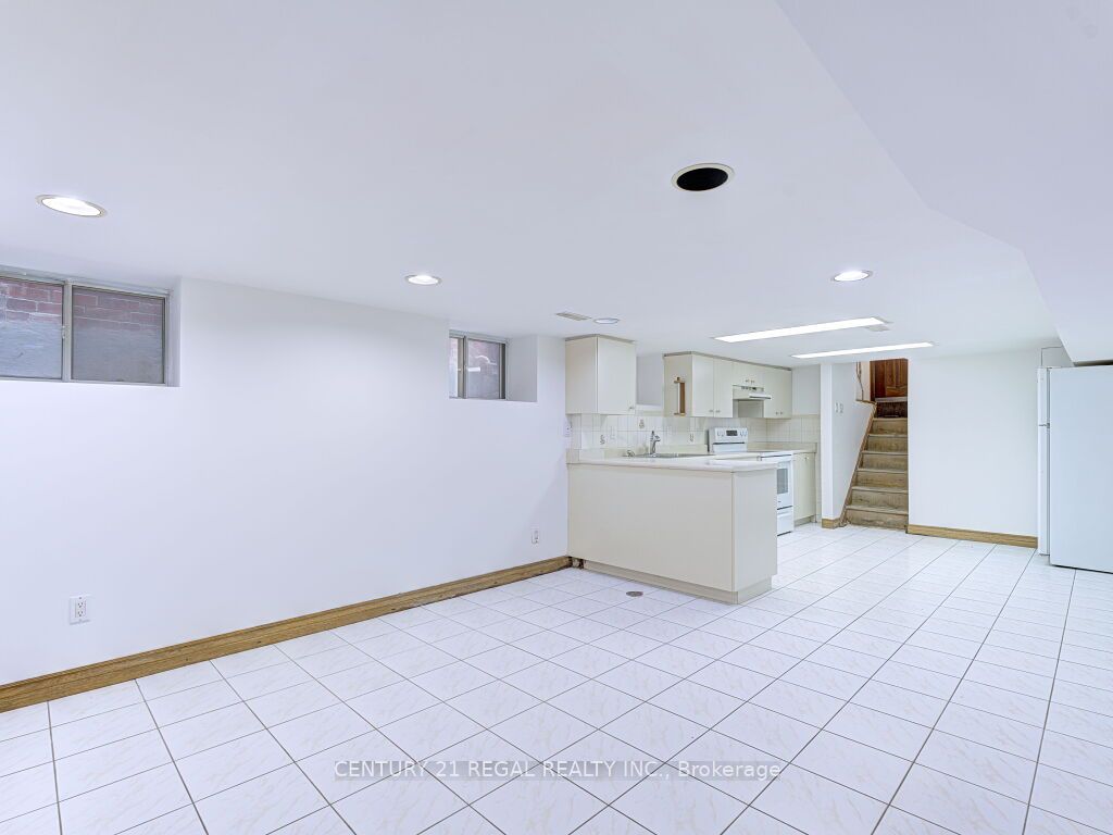 46 Marchmount Road Property Photo 36