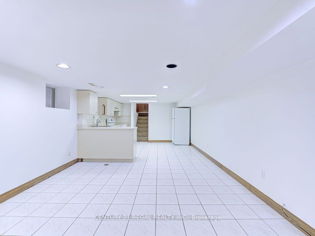 46 Marchmount Road Property Photo 38