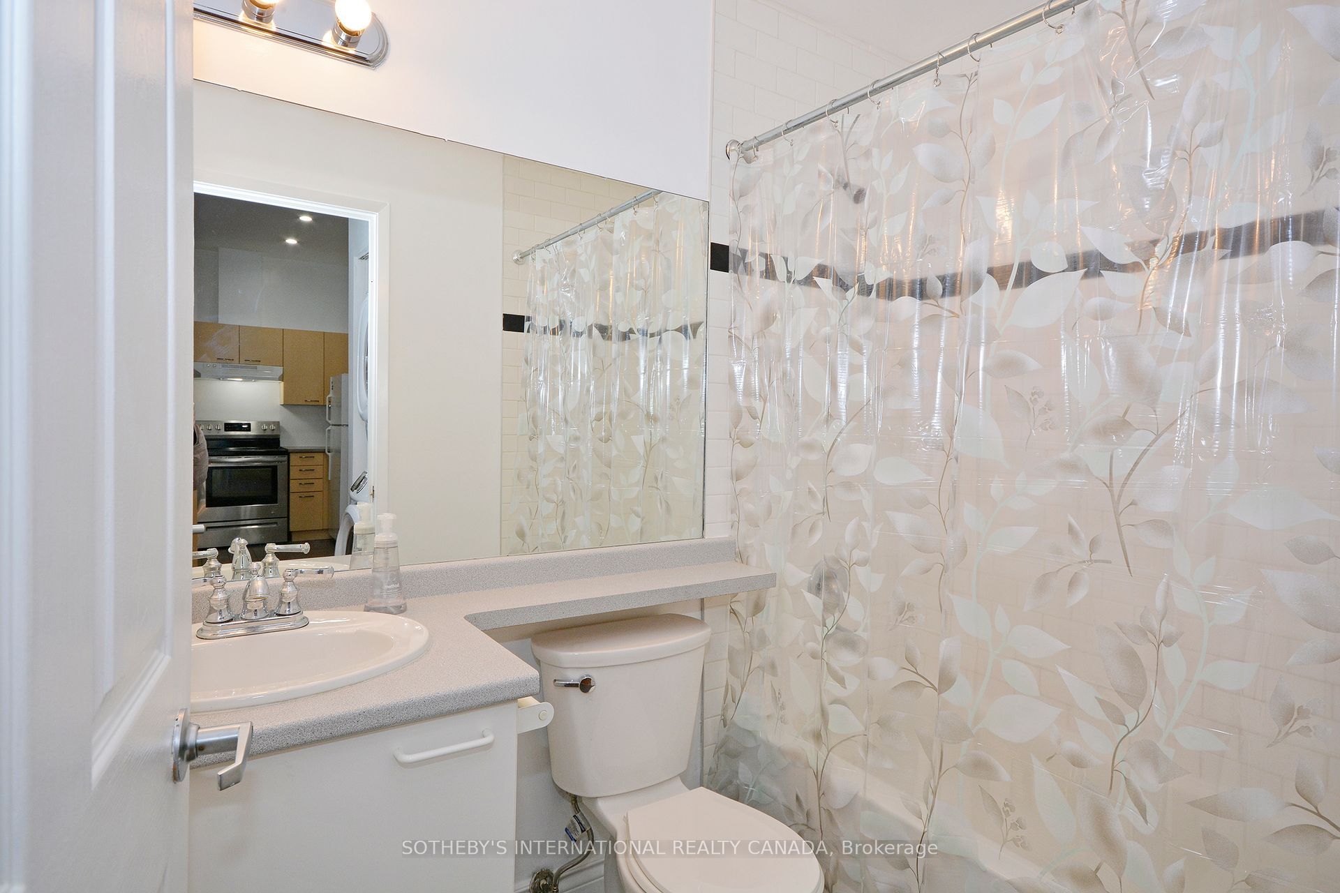 #507 - 8 Wellesley Street Property Photo 15