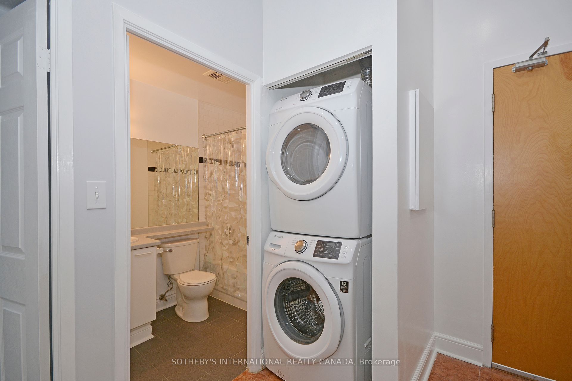 #507 - 8 Wellesley Street Property Photo 19