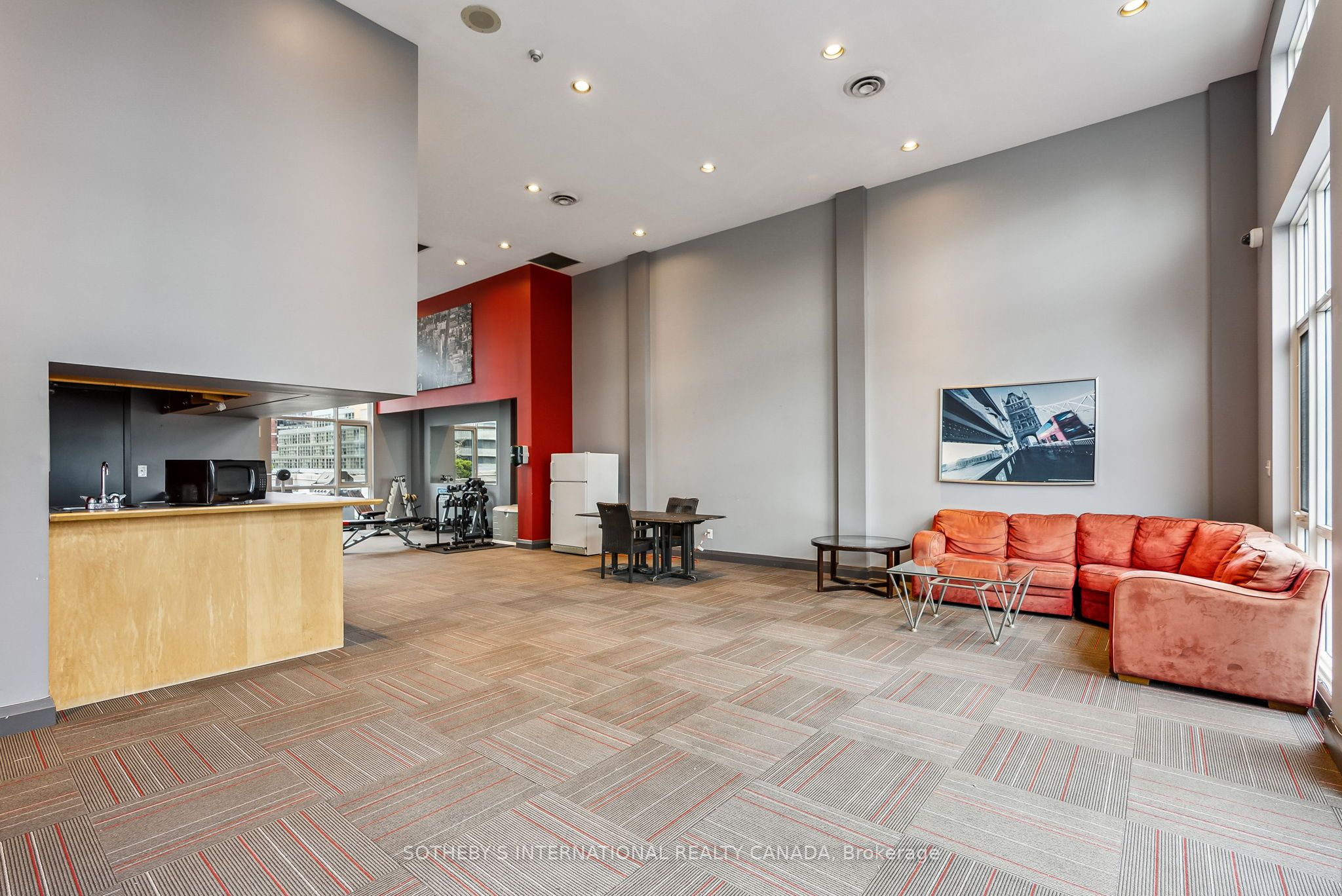#507 - 8 Wellesley Street Property Photo 21