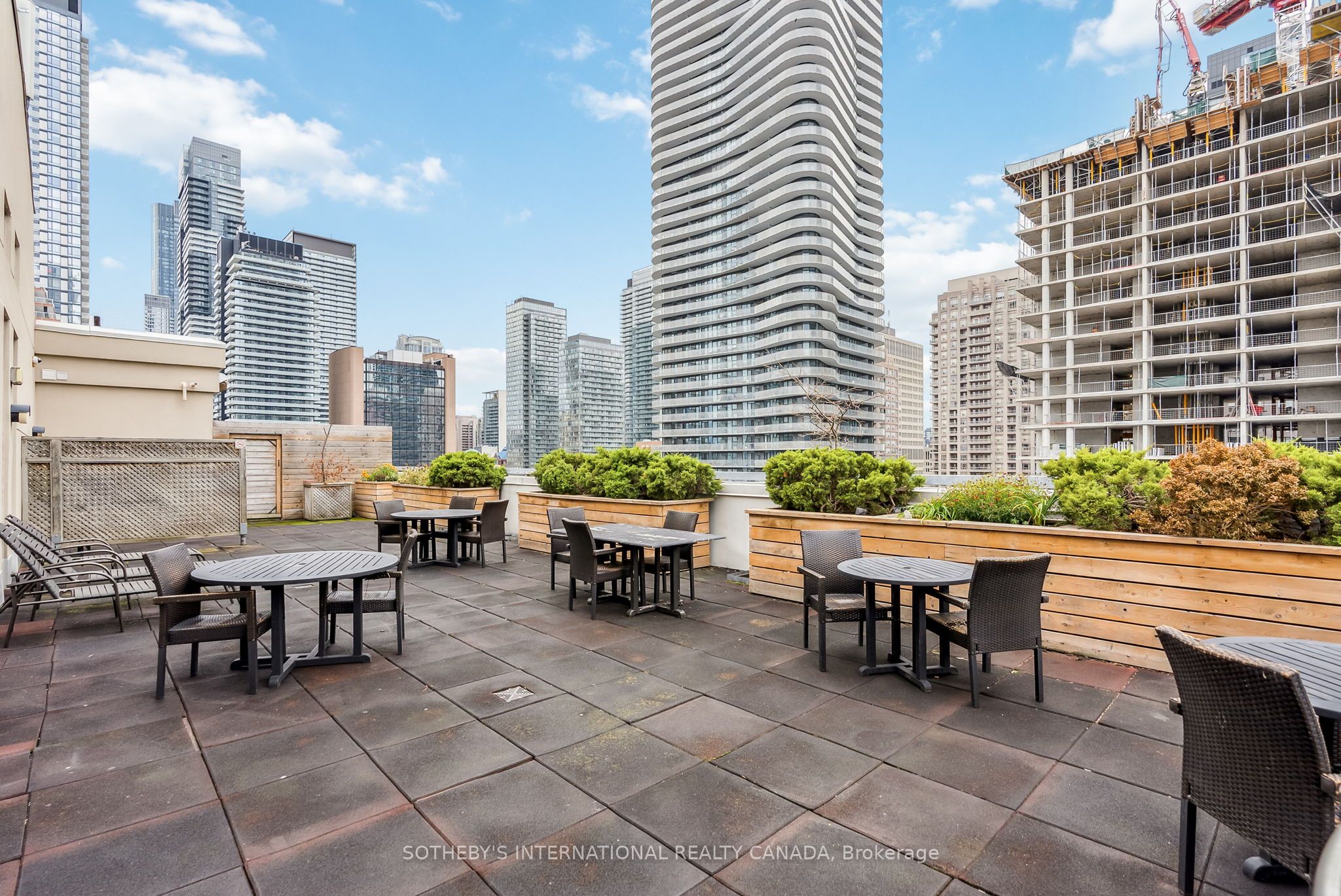 #507 - 8 Wellesley Street Property Photo 23