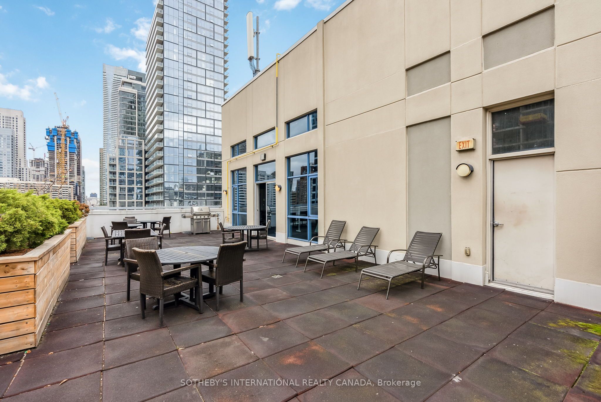 #507 - 8 Wellesley Street Property Photo 24