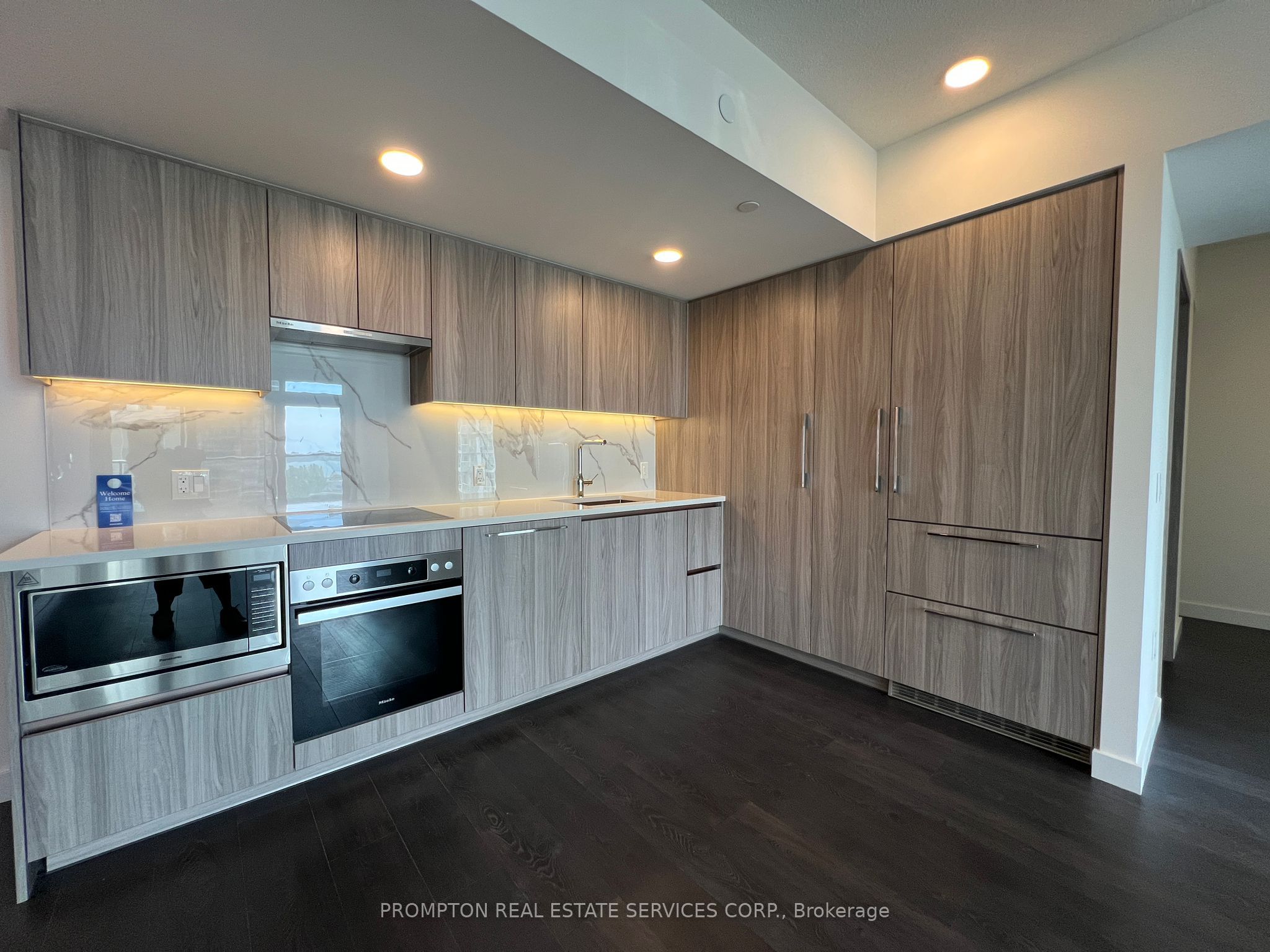#721 - 3 Concord Cityplace Way Property Photo 16