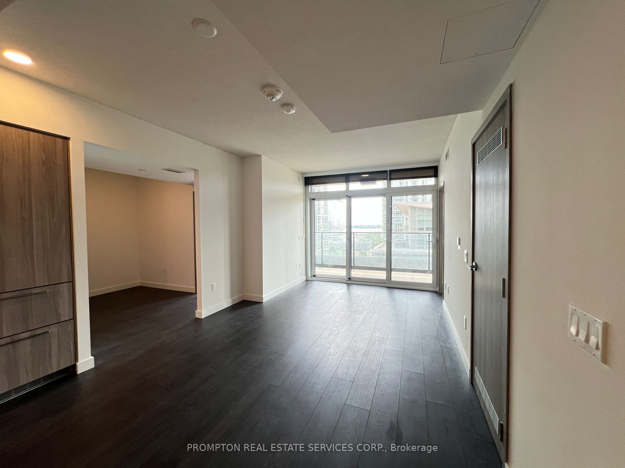 #721 - 3 Concord Cityplace Way Property Photo 19