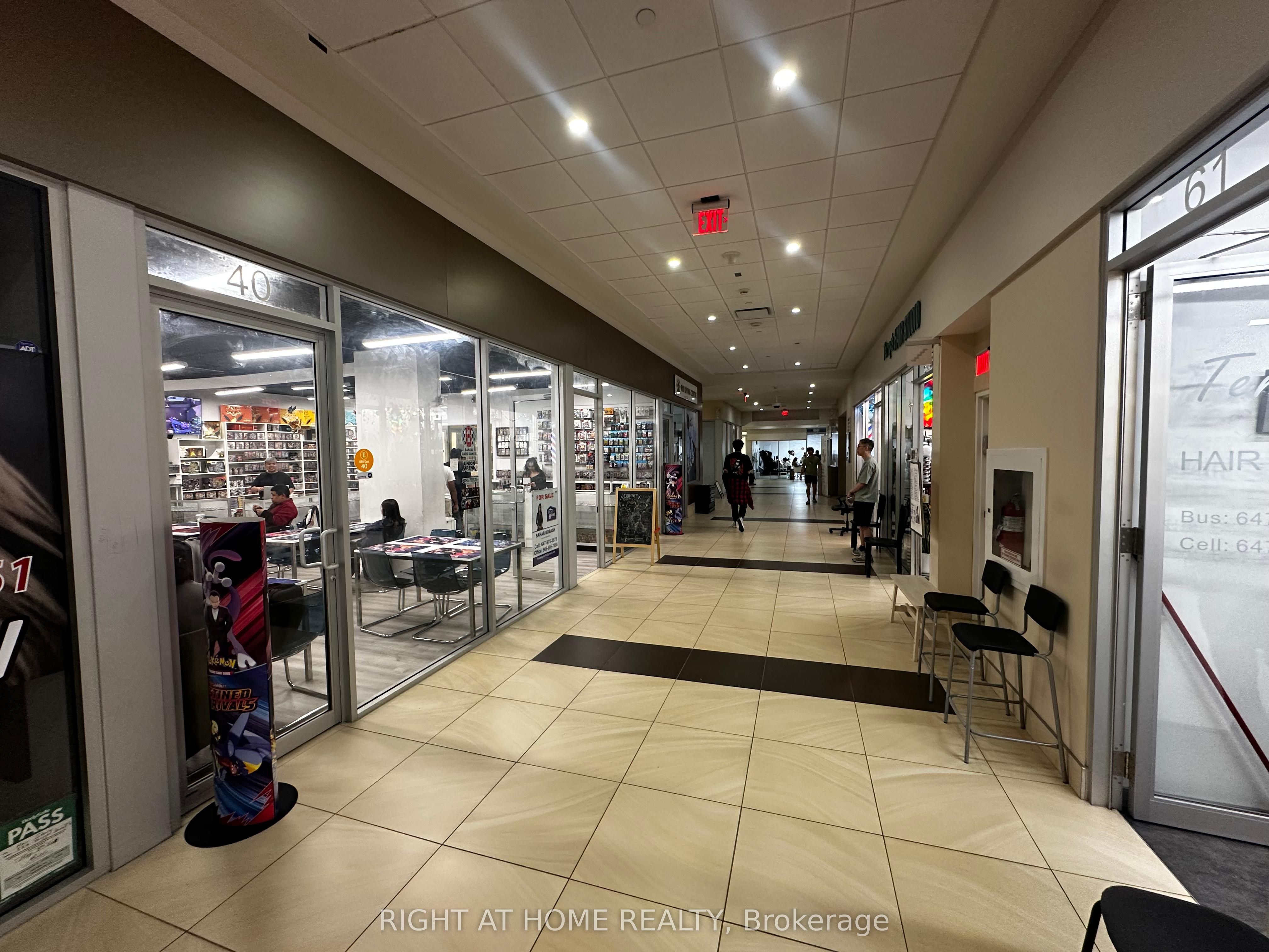 #40 - 384 Yonge Street Property Photo 10