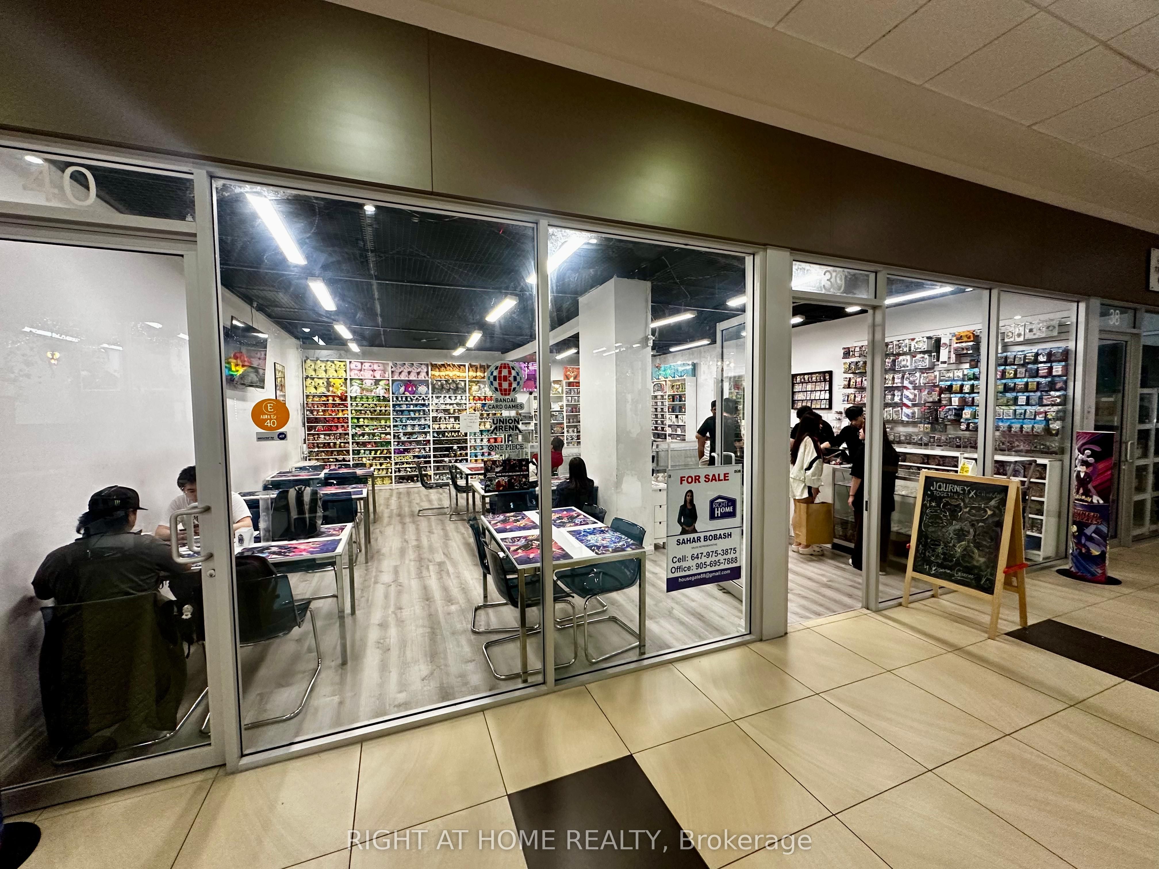 #40 - 384 Yonge Street Property Photo 12