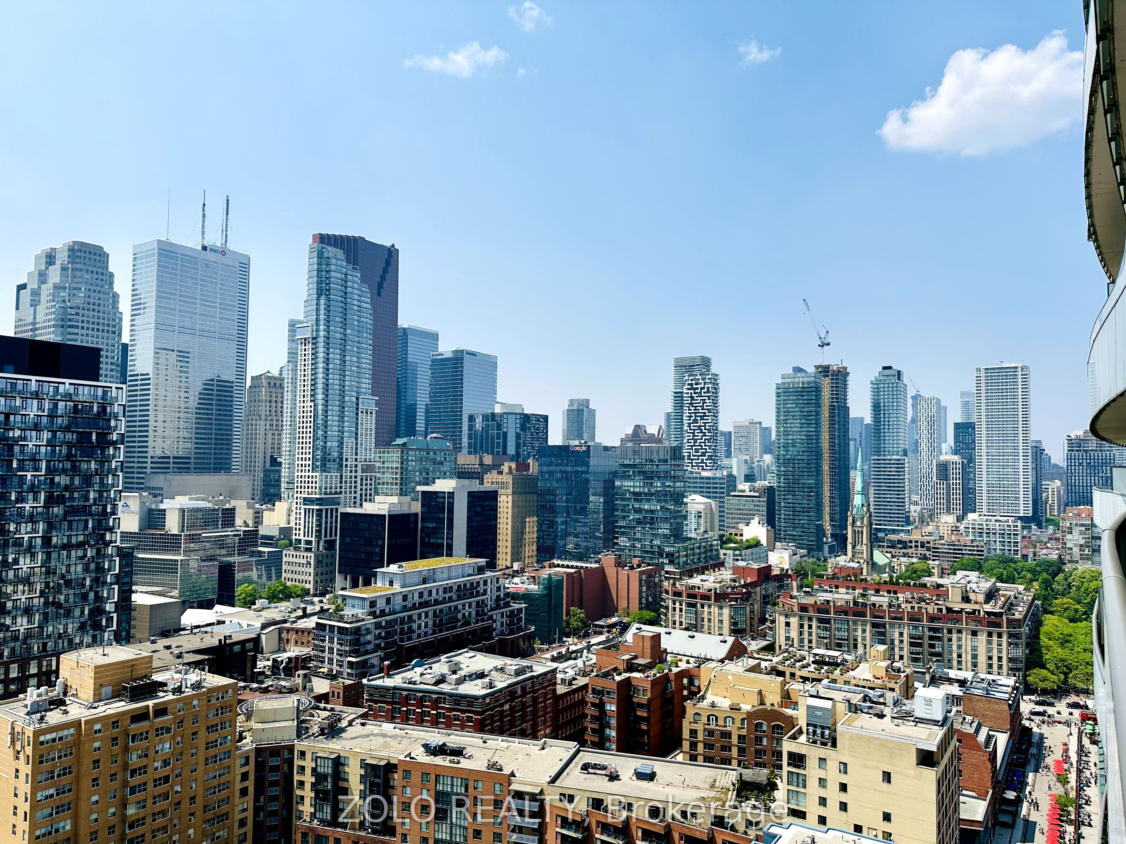 #2412 - 1 Market Street Property Photo 2