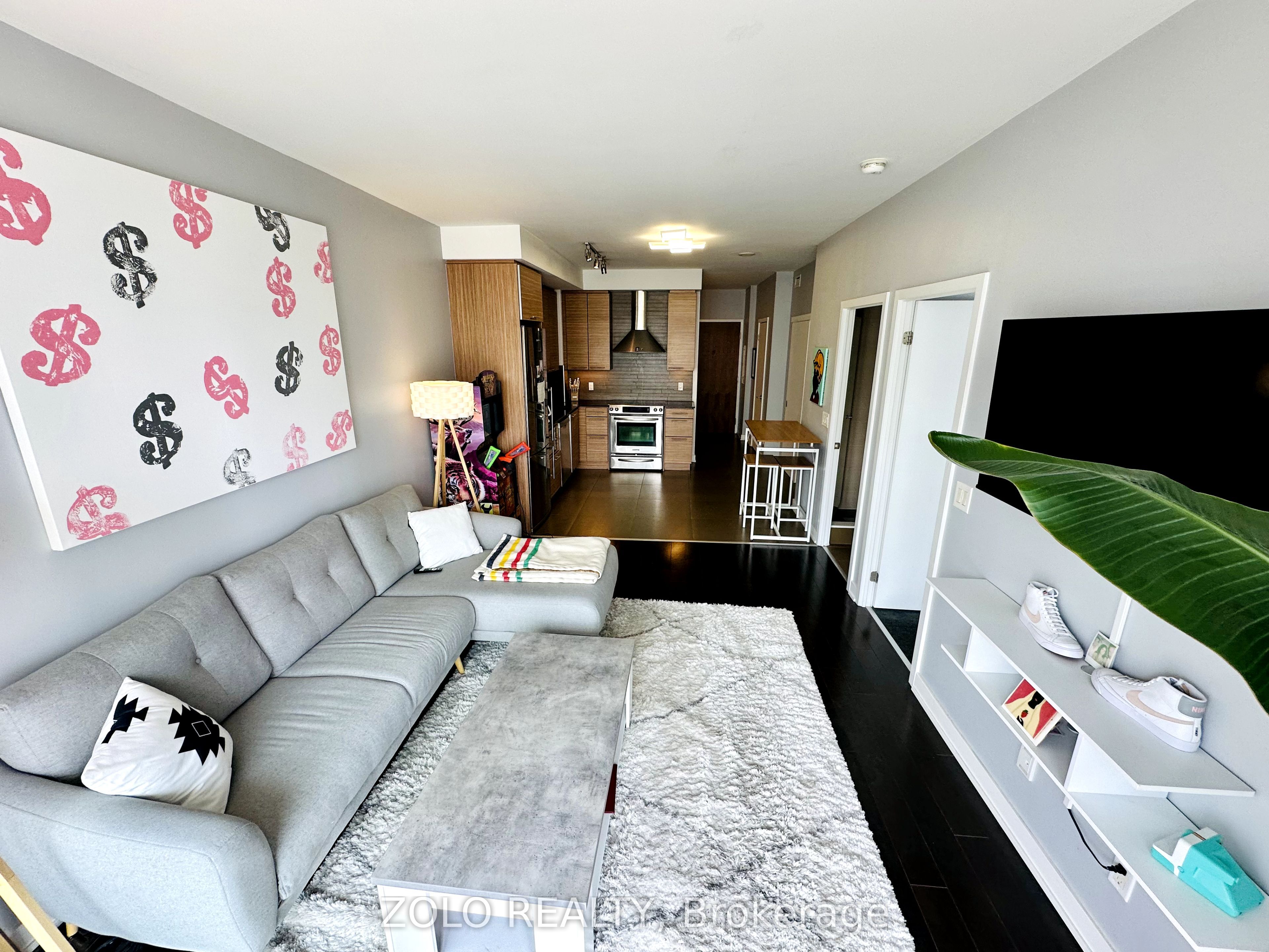 #2412 - 1 Market Street Property Photo 7