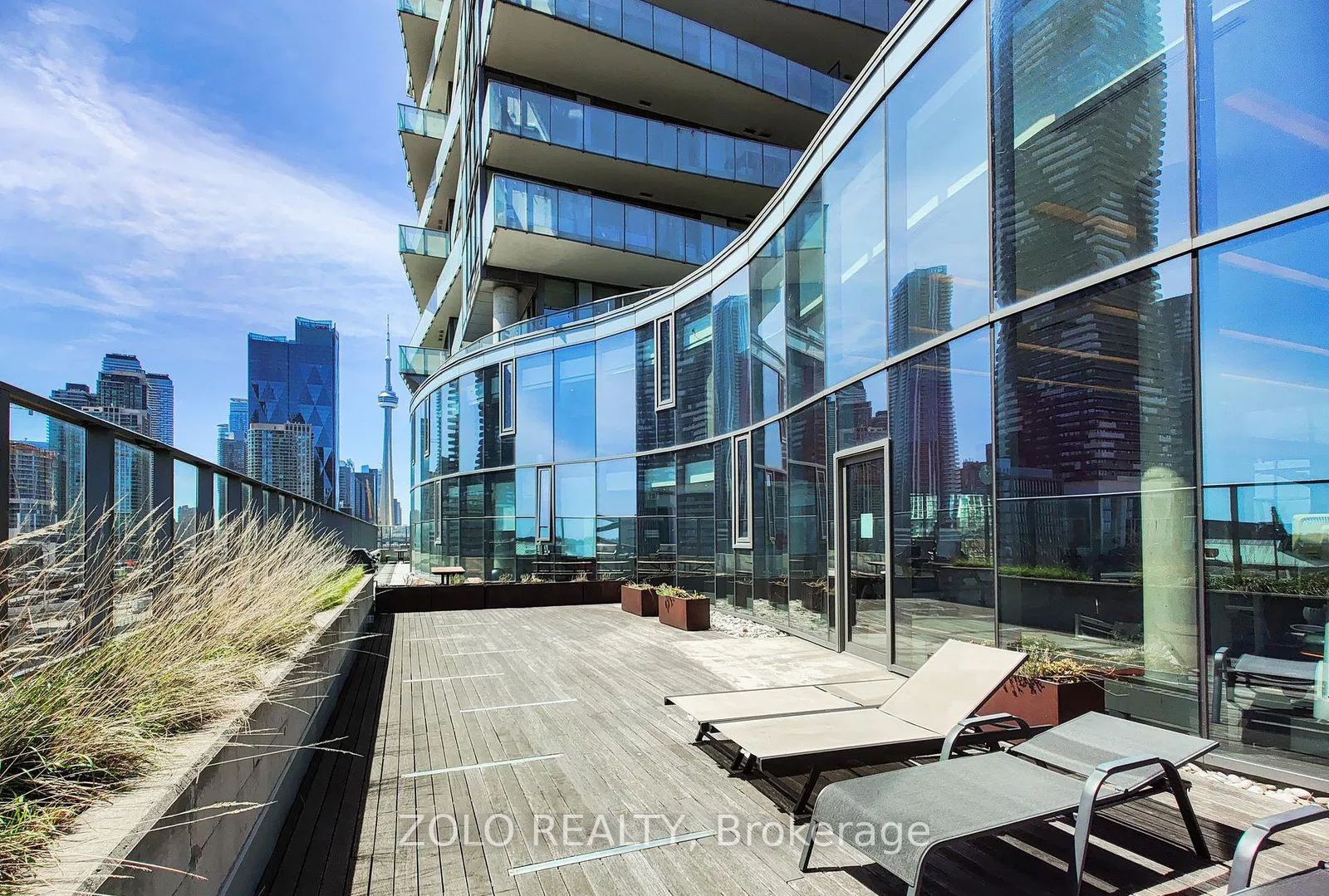#2412 - 1 Market Street Property Photo 17