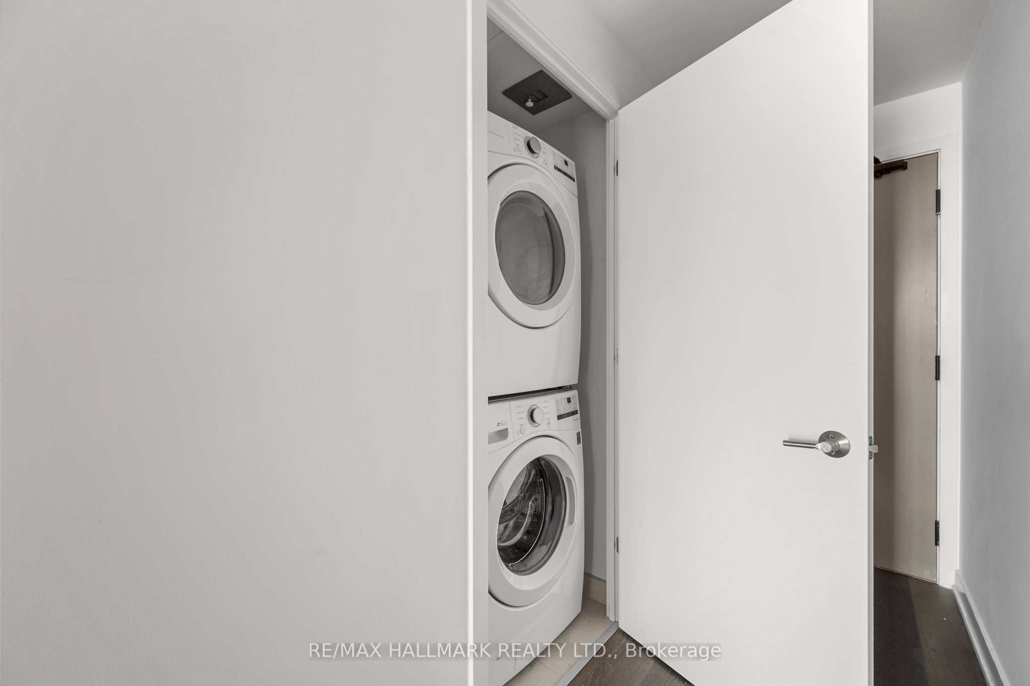 130 River Street E-2802 Property Photo 7