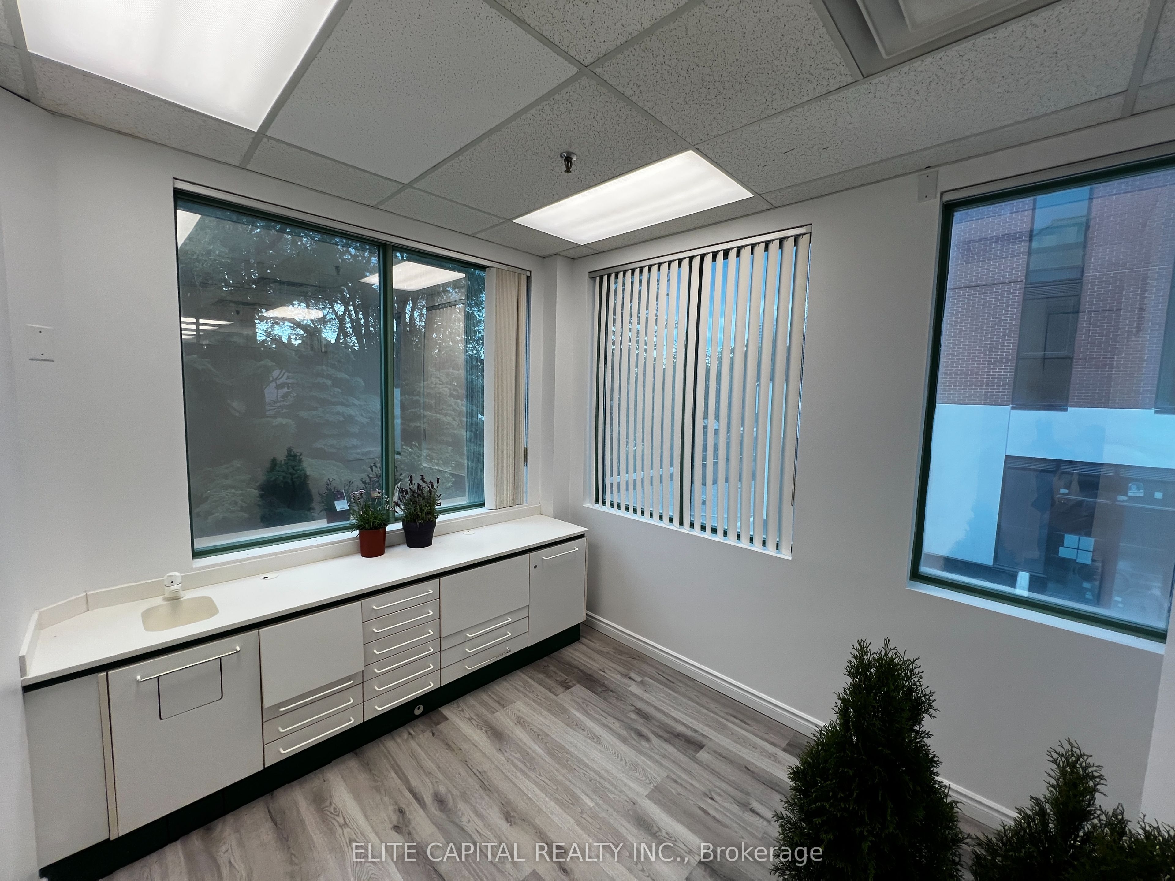 701 Sheppard Avenue E 209 Property Photo 8