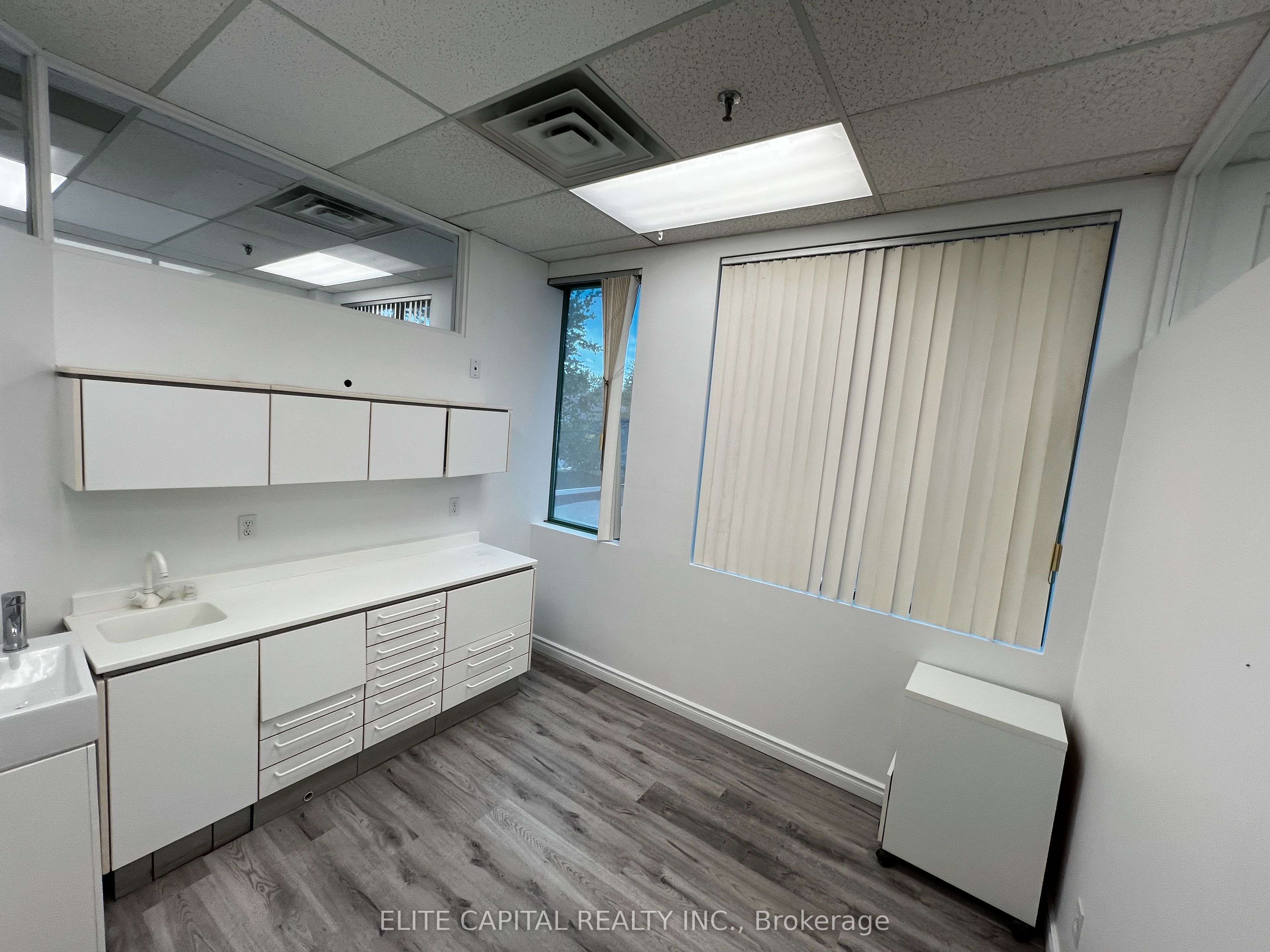 701 Sheppard Avenue E 209 Property Photo 10