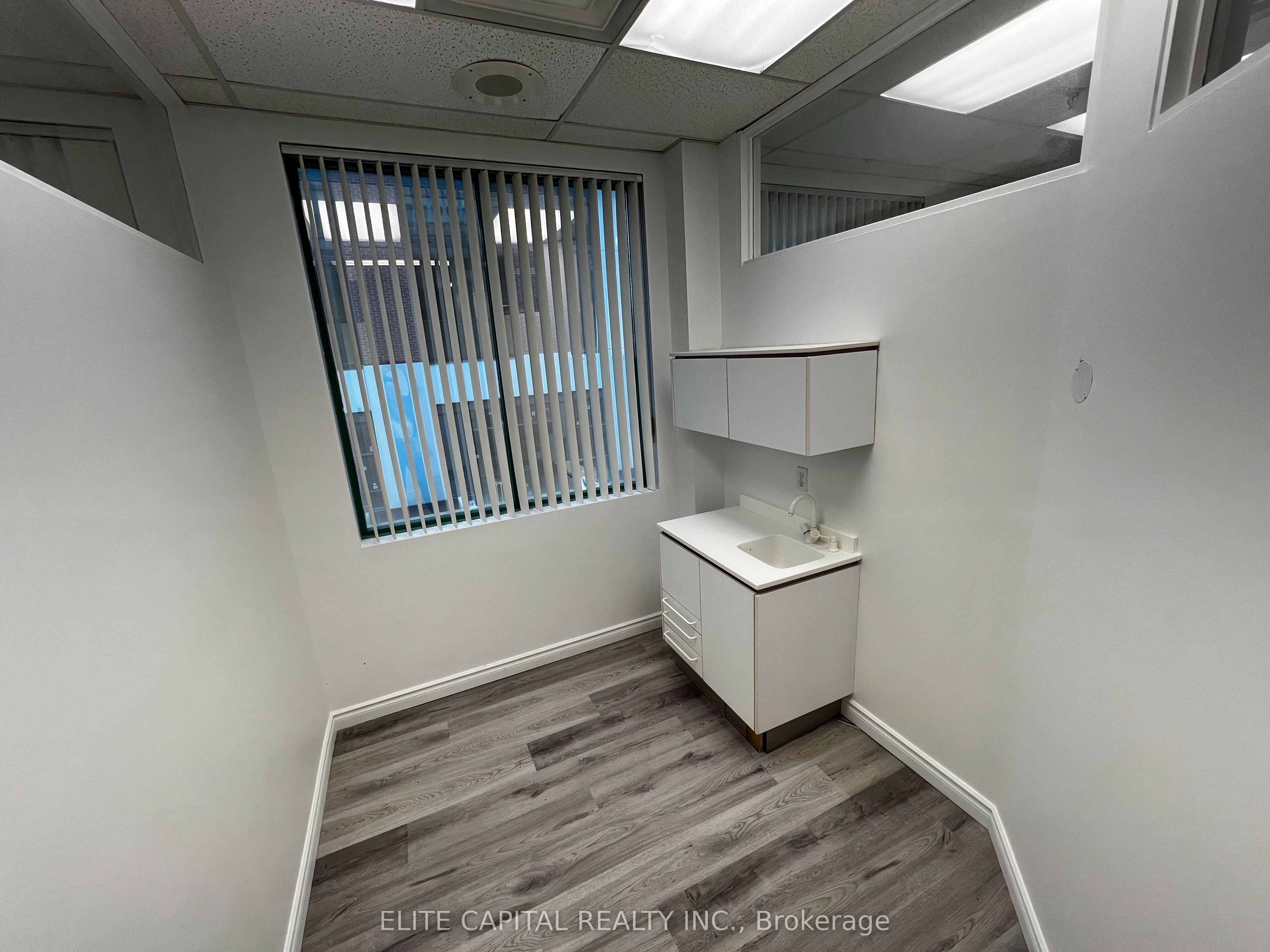 701 Sheppard Avenue E 209 Property Photo 11